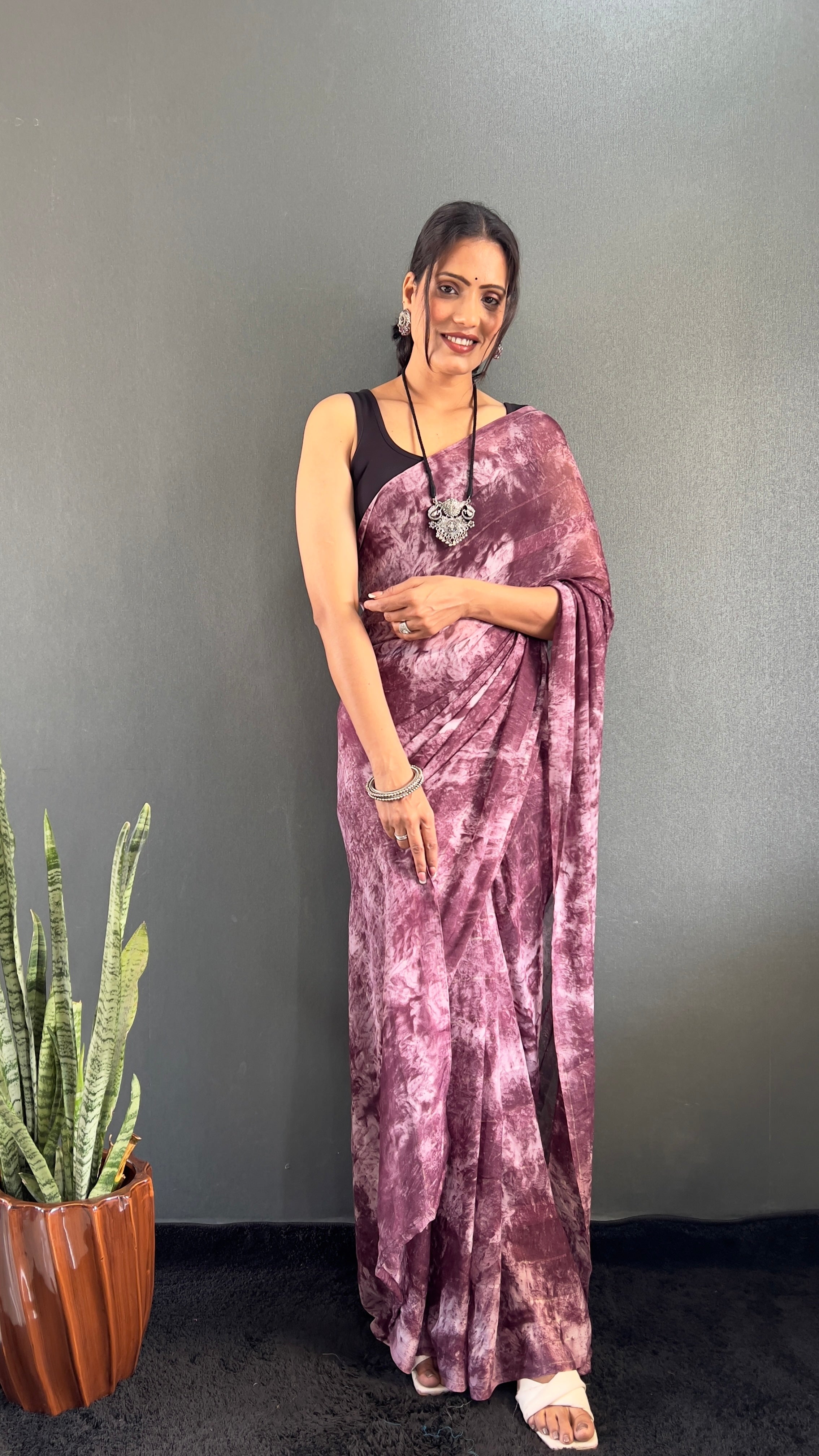 Adita One Minute Ready To Wear Magenta Saree With Unstiched Blouse