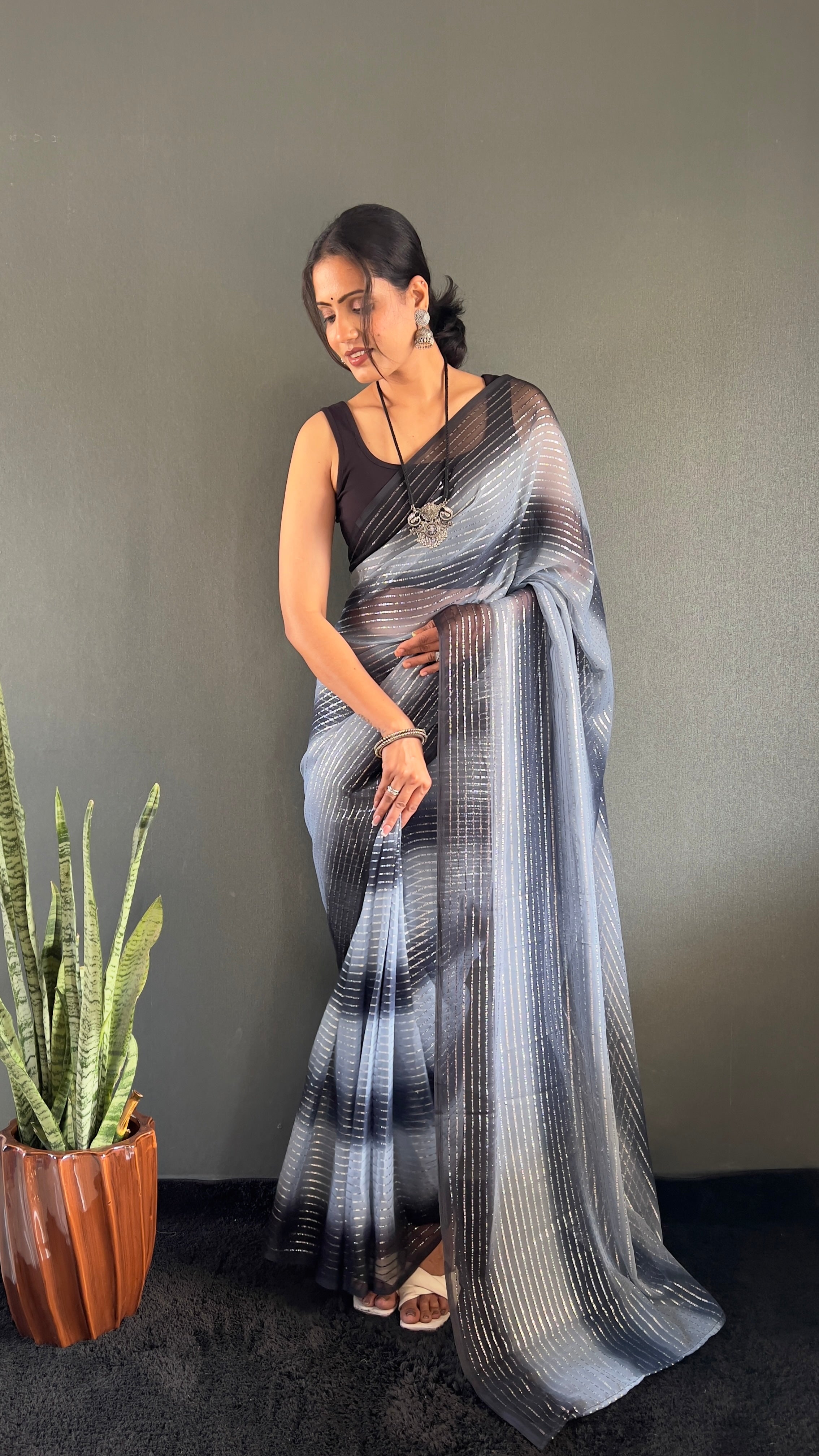 Gemma One Minute Ready To Wear Dual Grey Shade Saree With Unstiched Blouse