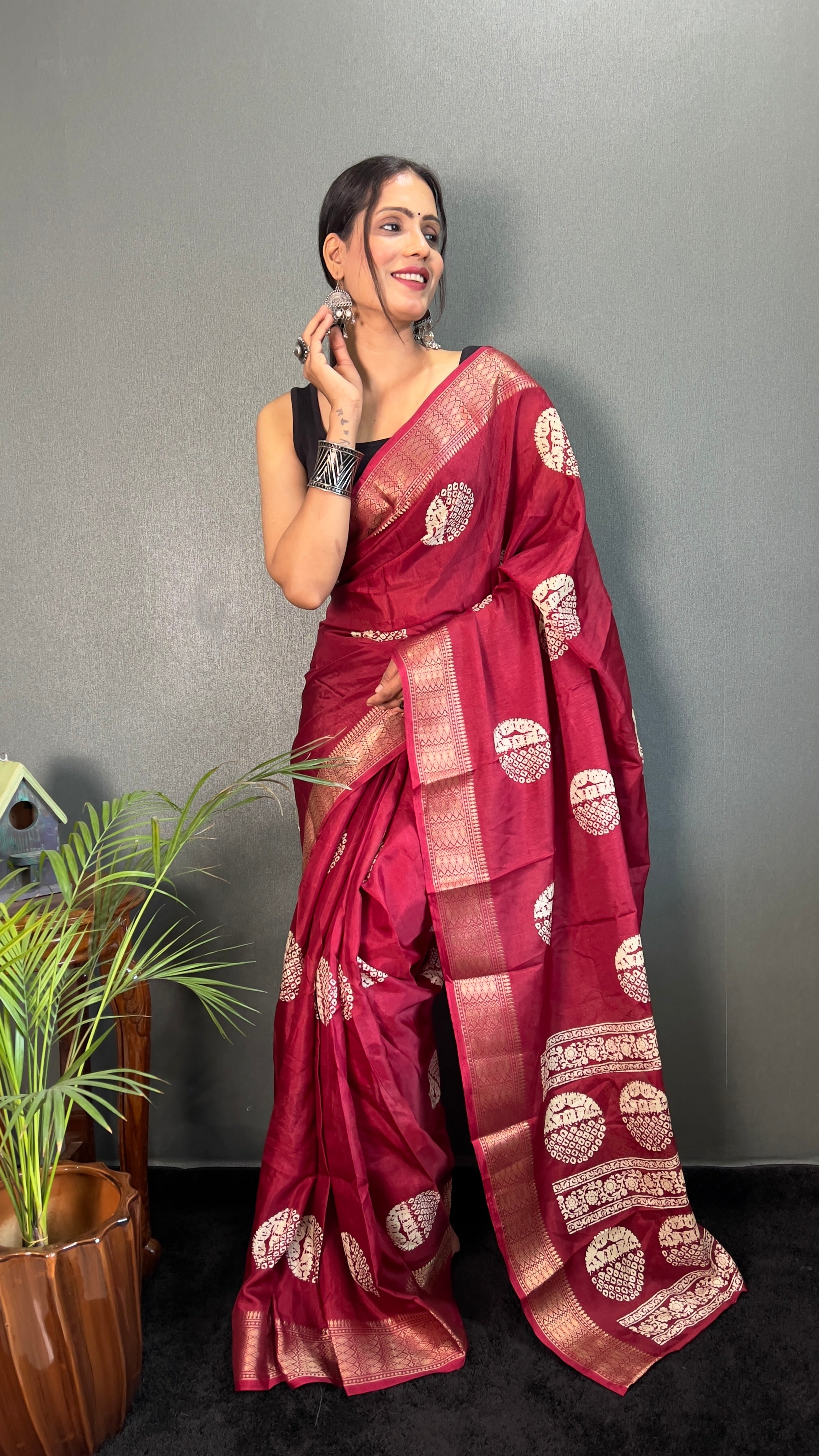 Gola Cotton One Minute Ready To Wear Red Saree With Unstiched Blouse