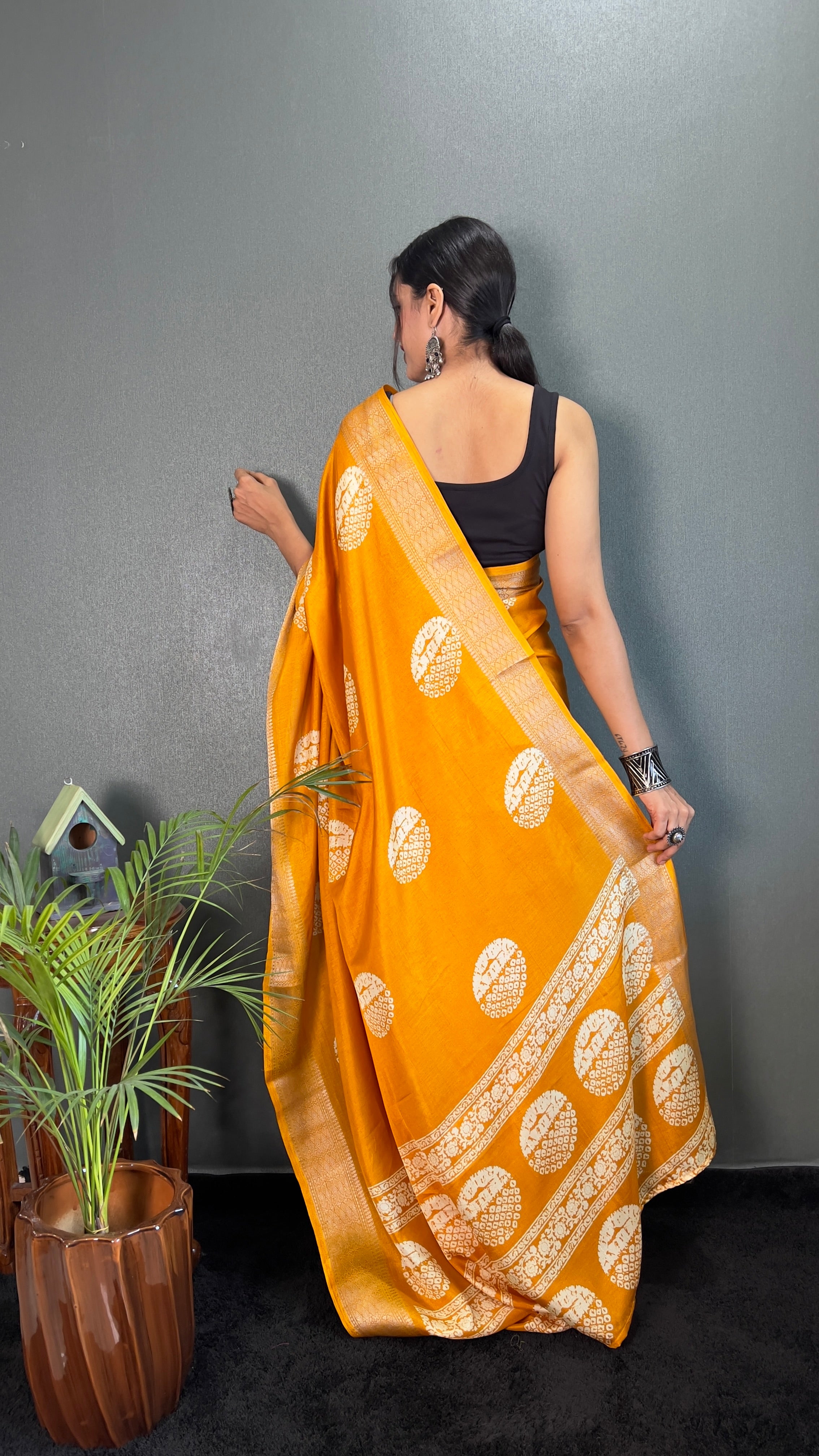 Gola Cotton One Minute Ready To Wear Yellow Saree With Unstiched Blouse