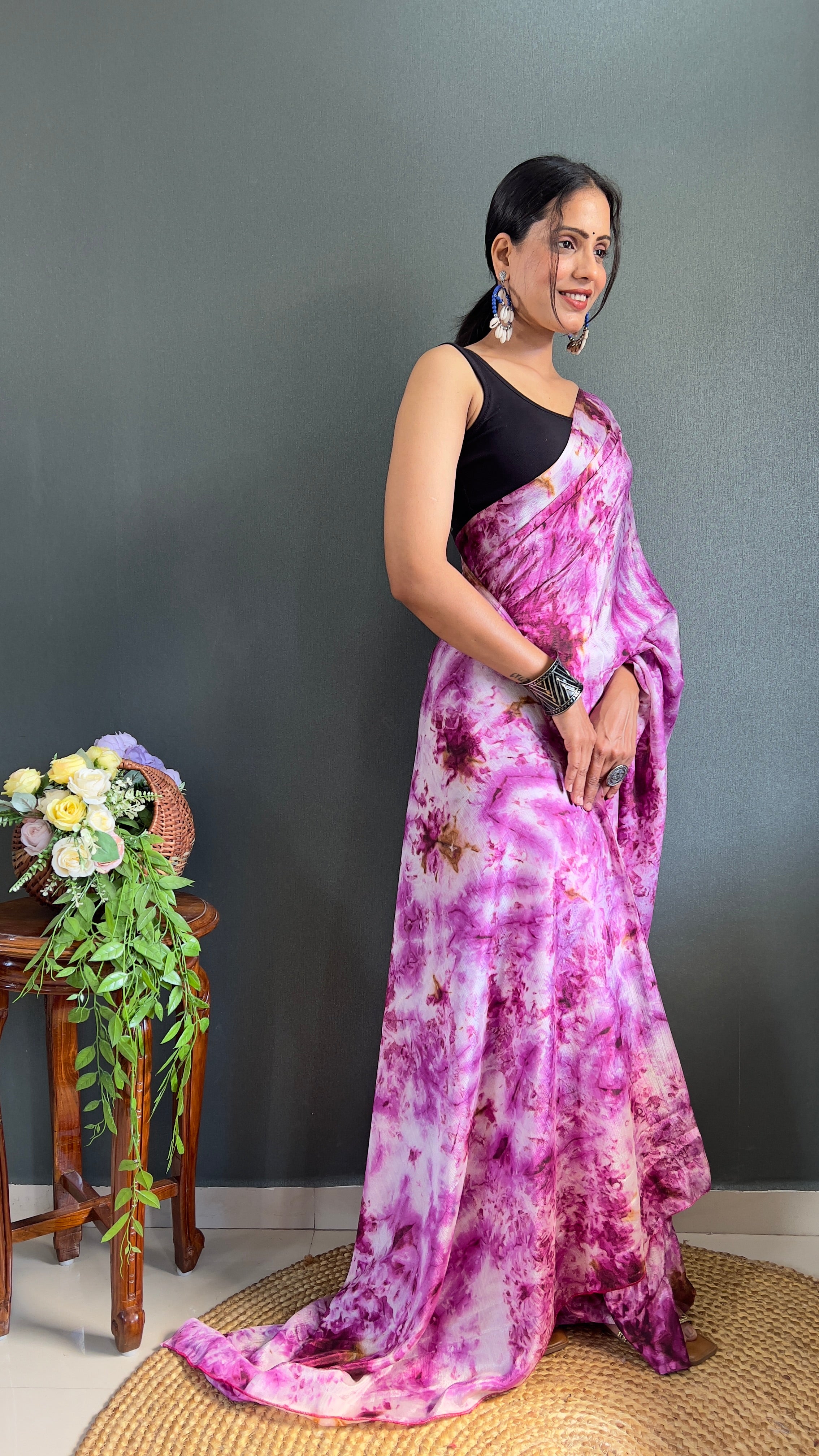 Kalar One Minute Ready To Wear Purple-White Saree With Unstiched Blouse