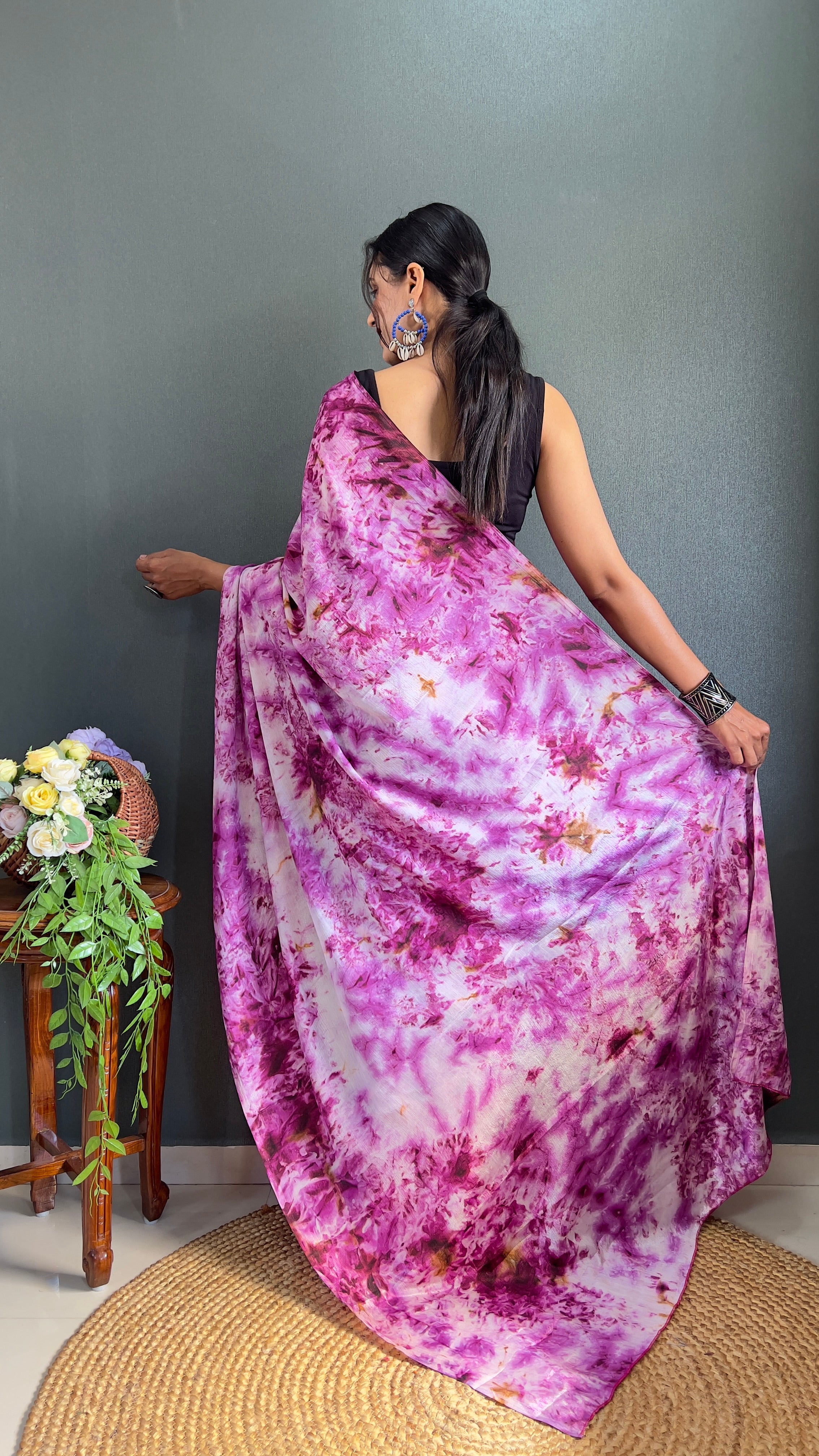 Kalar One Minute Ready To Wear Purple-White Saree With Unstiched Blouse