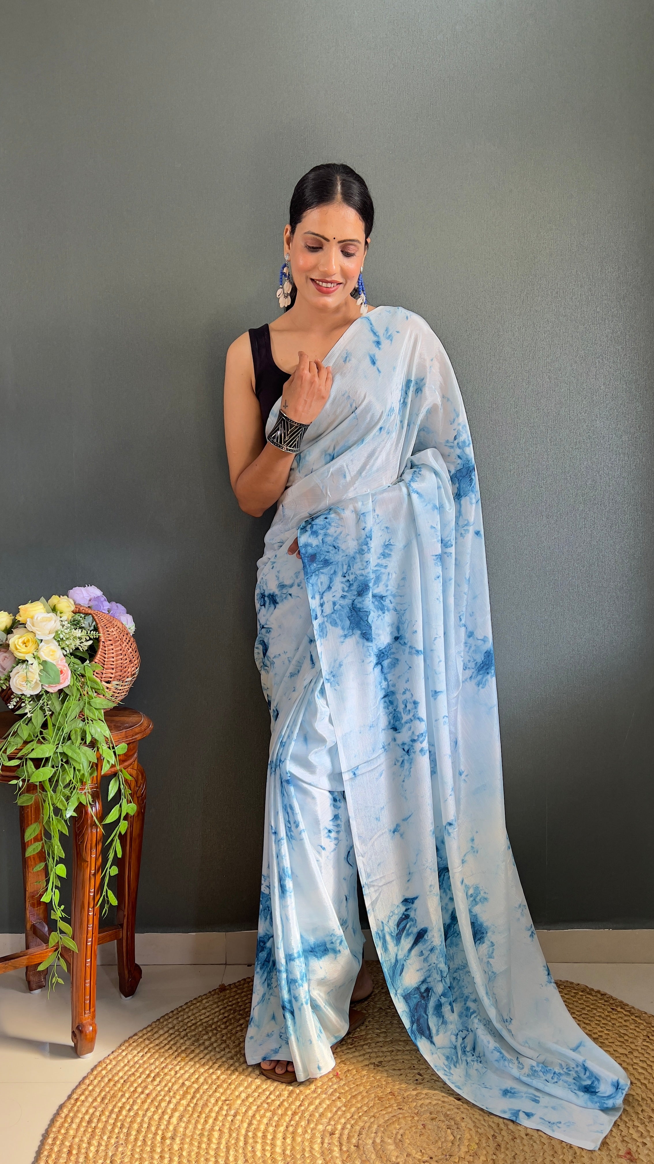 Kalar One Minute Ready To Wear Blue-White Saree With Unstiched Blouse