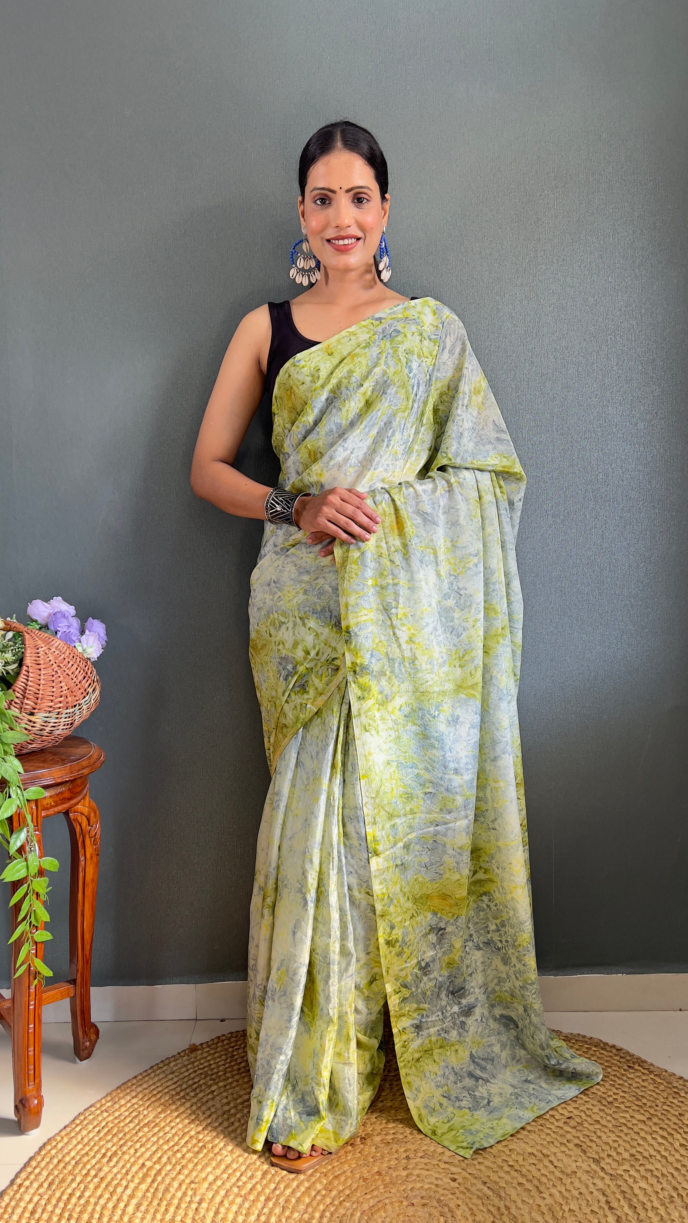 Kalar One Minute Ready To Wear Green-Grey Saree With Unstiched Blouse