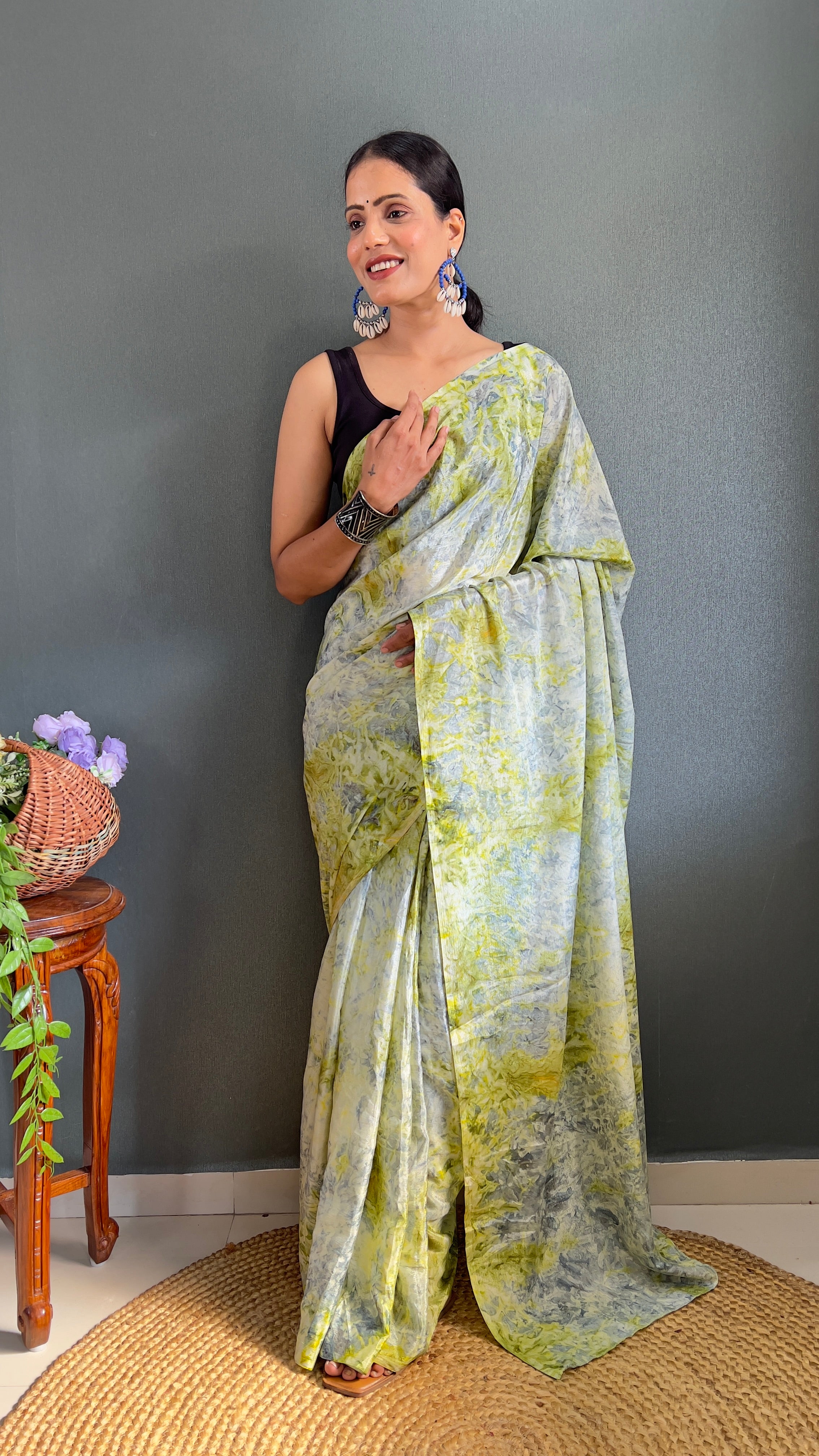 Kalar One Minute Ready To Wear Green-Grey Saree With Unstiched Blouse