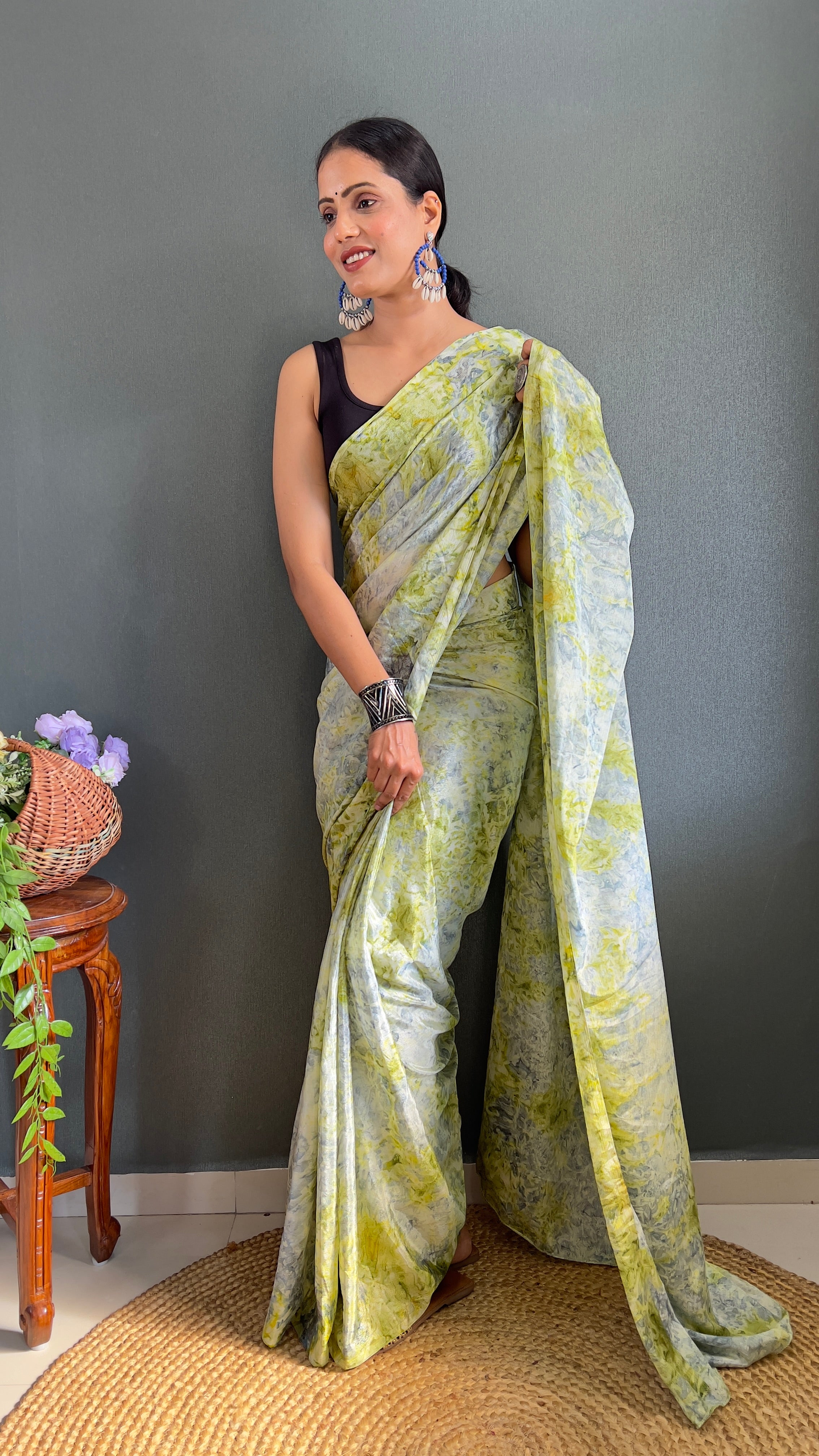 Kalar One Minute Ready To Wear Green-Grey Saree With Unstiched Blouse