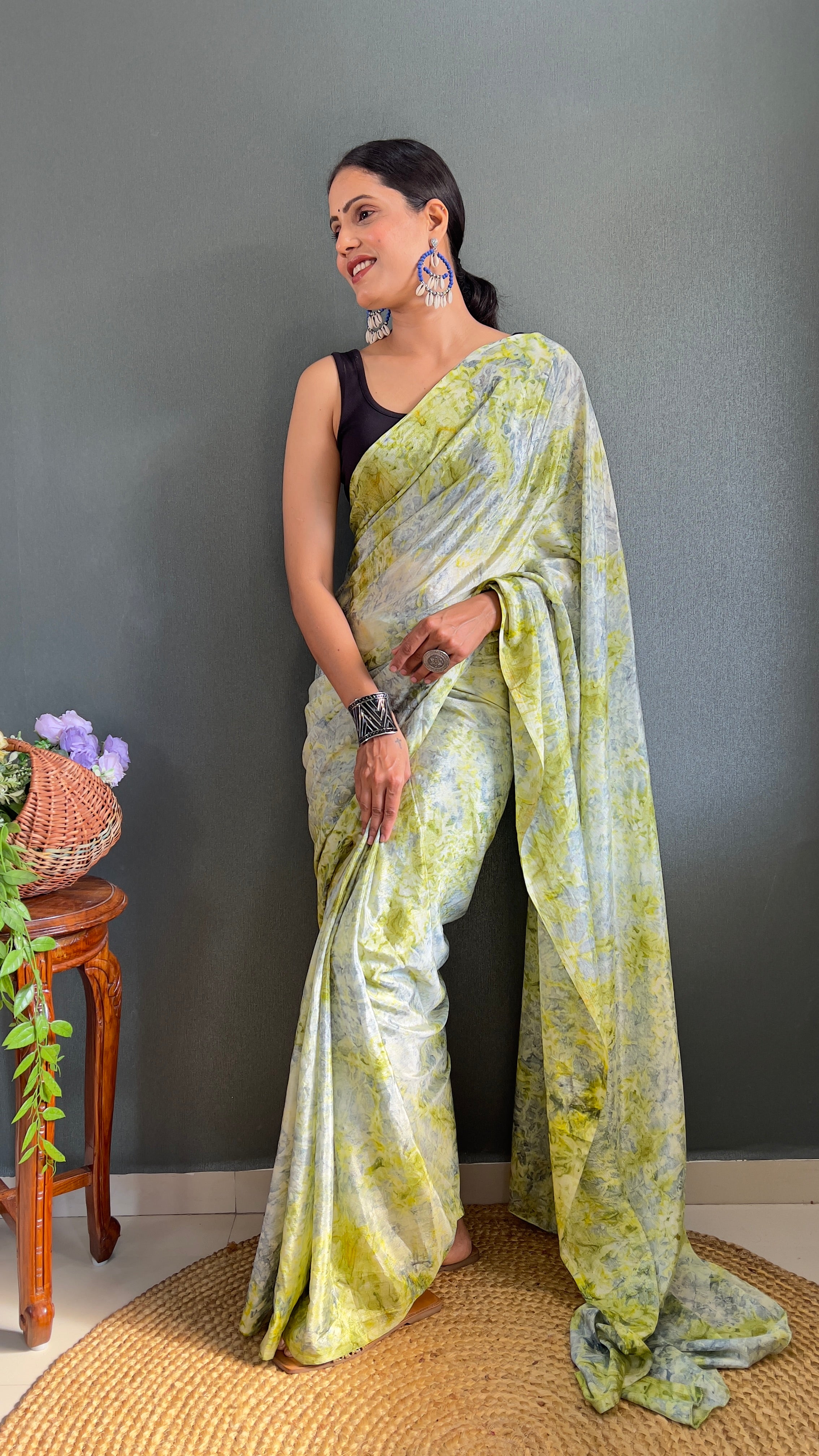 Kalar One Minute Ready To Wear Green-Grey Saree With Unstiched Blouse