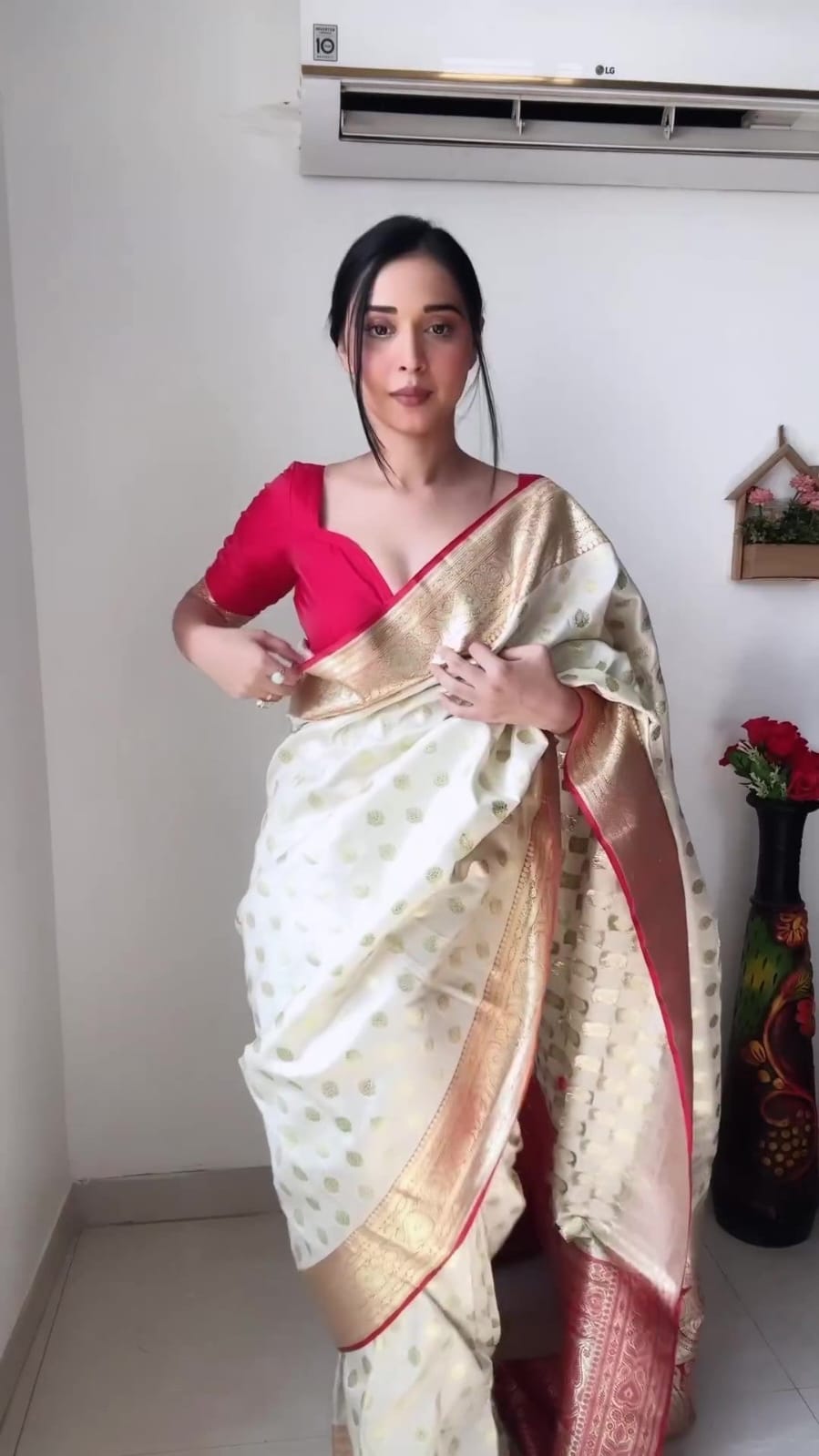 One Minute Ready To Wear Rosewood Radiance Georgette Silk Saree