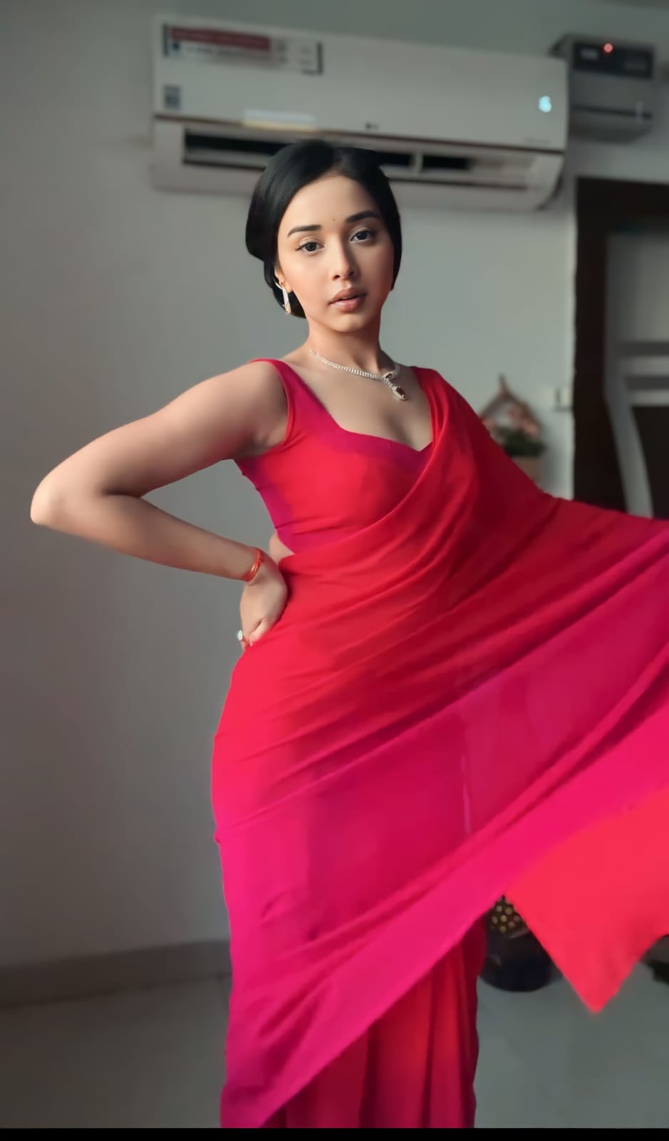 One Minute Ready To Wear Ruby Splendor Georgette Silk Saree