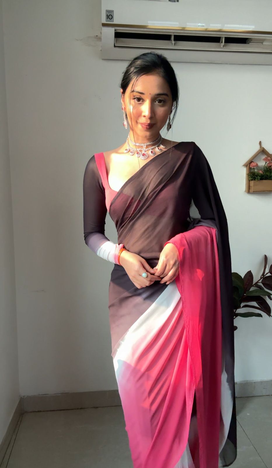 One Minute Ready To Pink Opulence Pure Soft Georgette Silk Saree