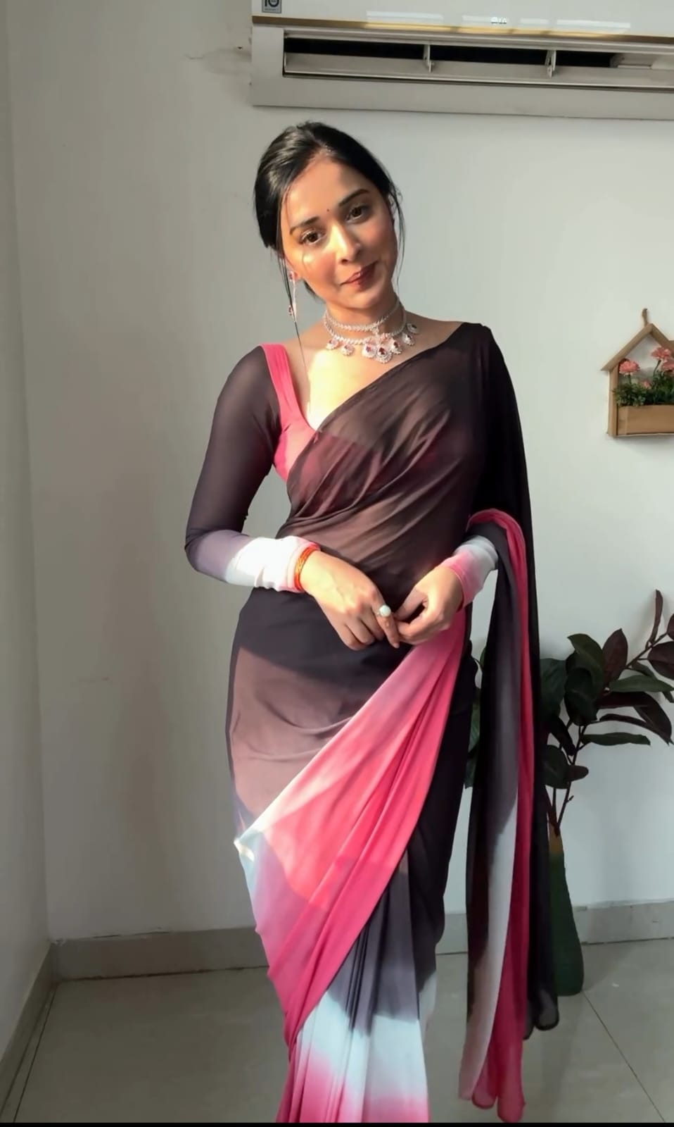 One Minute Ready To Pink Opulence Pure Soft Georgette Silk Saree