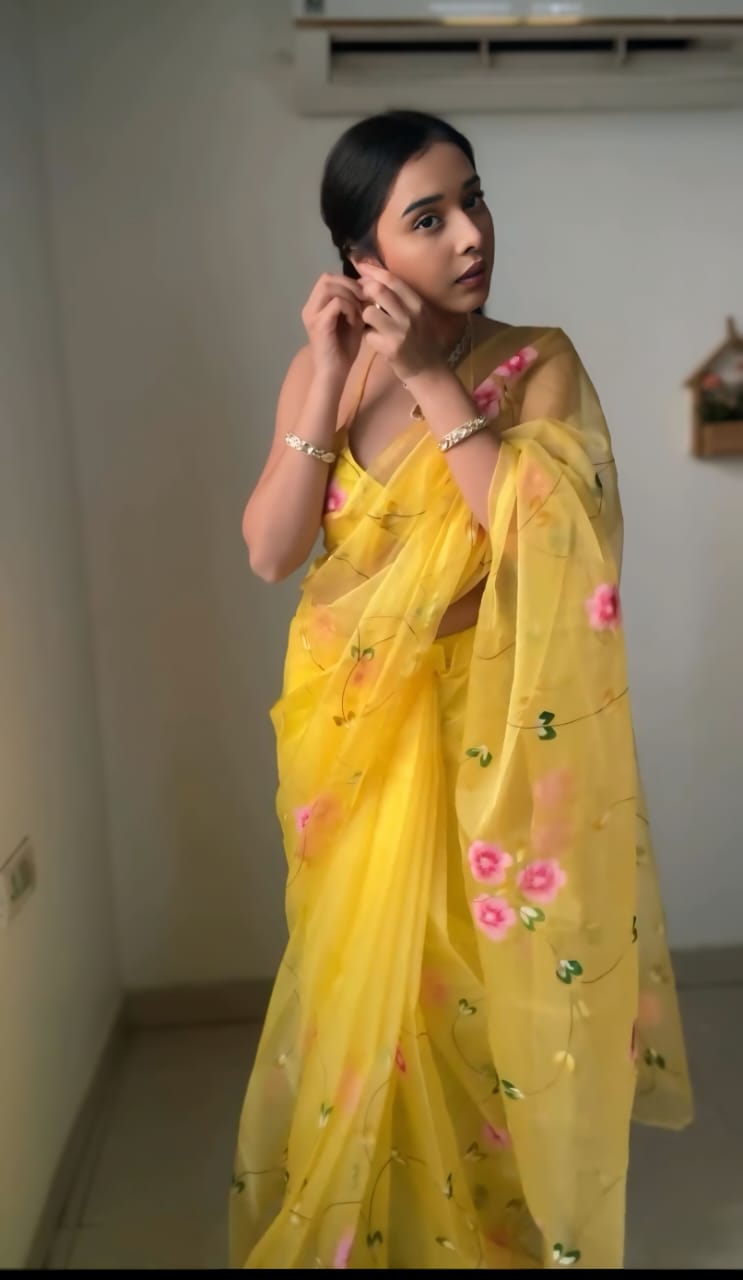 One Minute Ready To Yellow Rose Pure Soft Georgette Silk Saree