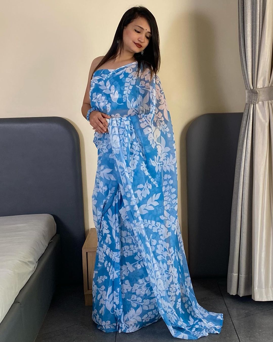 One Minute Ready To Majestic Blue&nbsp;Grass Pure Soft Georgette Silk Saree