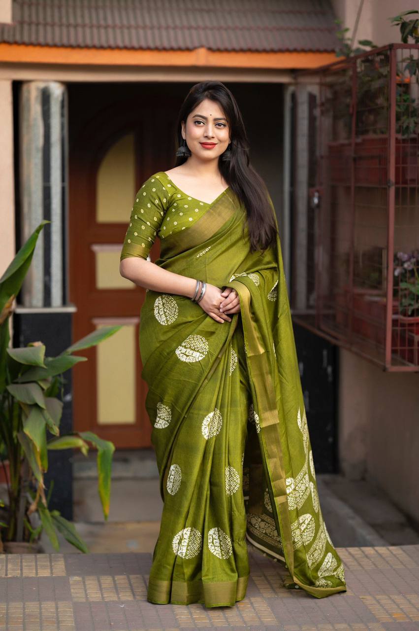 New Fancy Dola Cotton Mill Print Green Saree With Unstiched Blouse