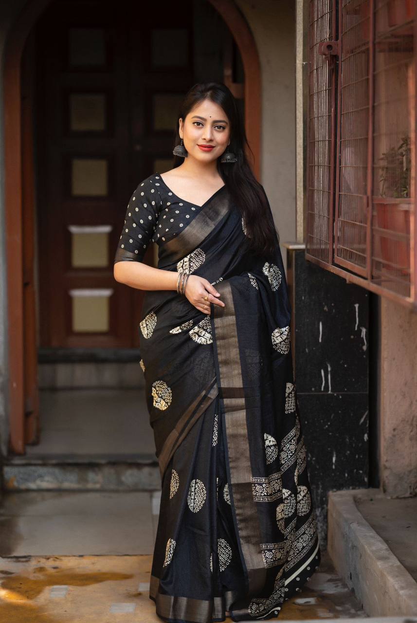 New Fancy Dola Cotton Mill Print Black Saree With Unstiched Blouse