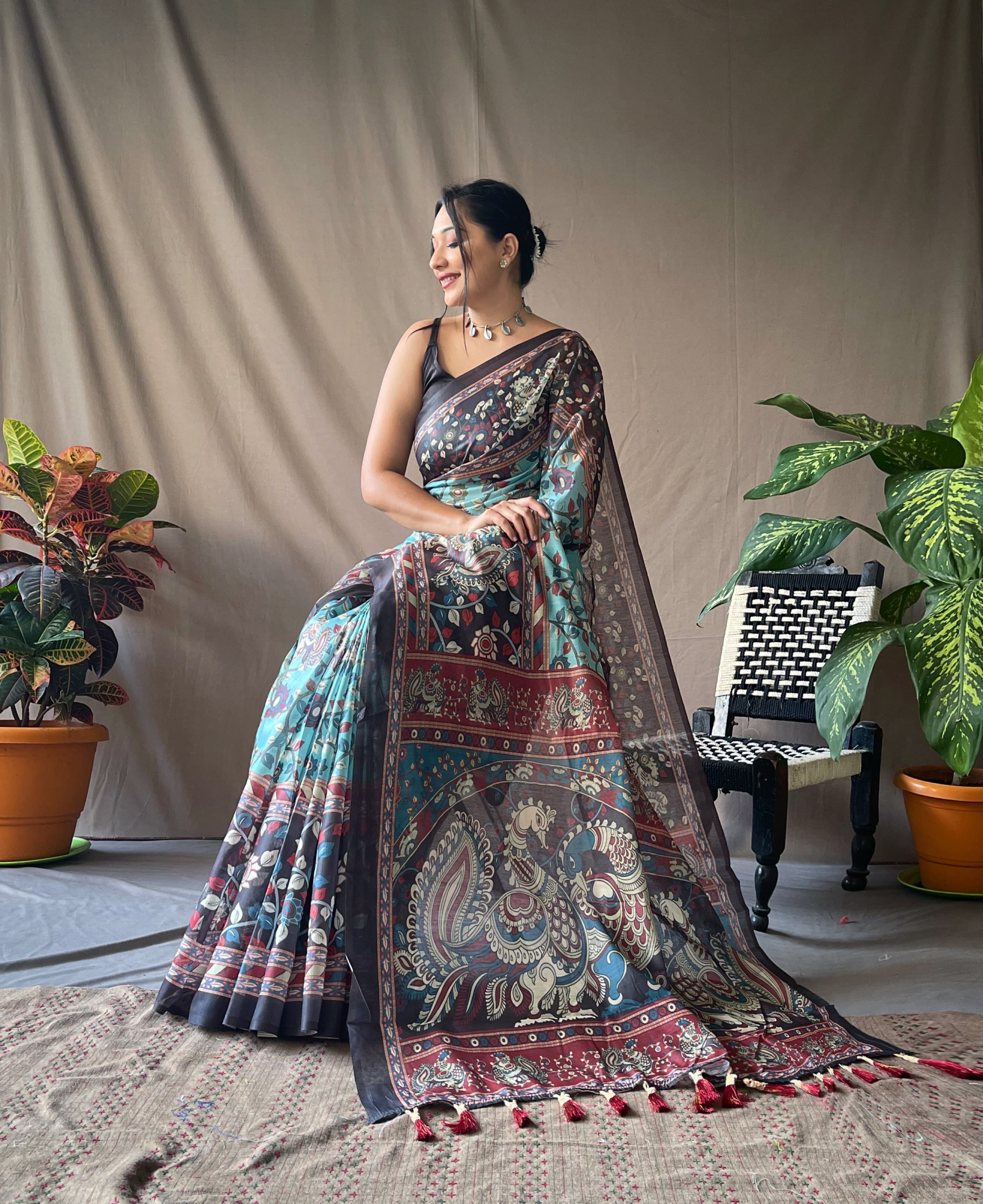 NEW DESIGNER PURE COTTON SAREE WITH  KALAMKARI PRINTS AND CONTRAST PALLU WITH TASSELS ATTACHED AND CONTRAST BLOUSE PIECE - PASTEL BLUE