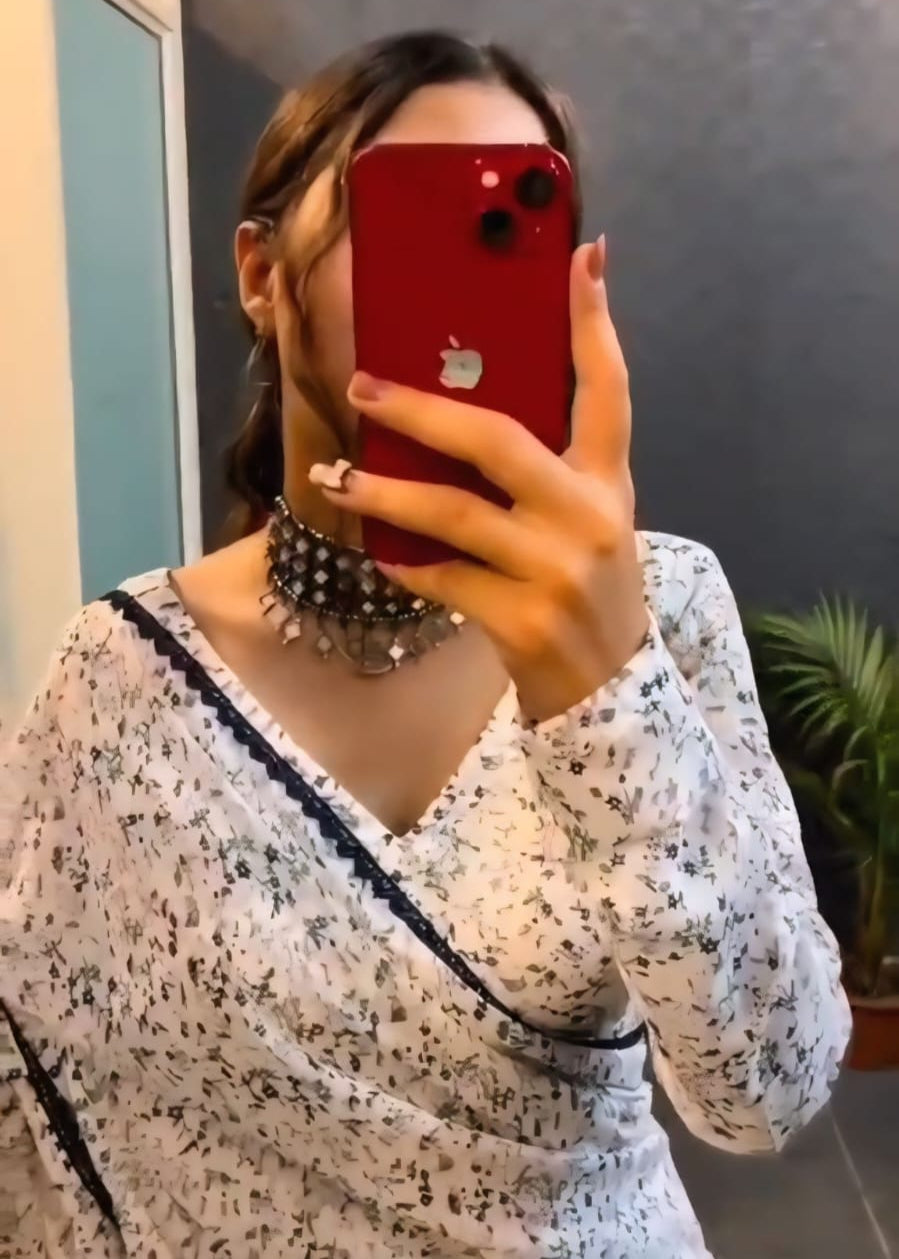 New One Minute Ready To Wear White Pure Soft Georgette Saree With White Unstitched Blouse