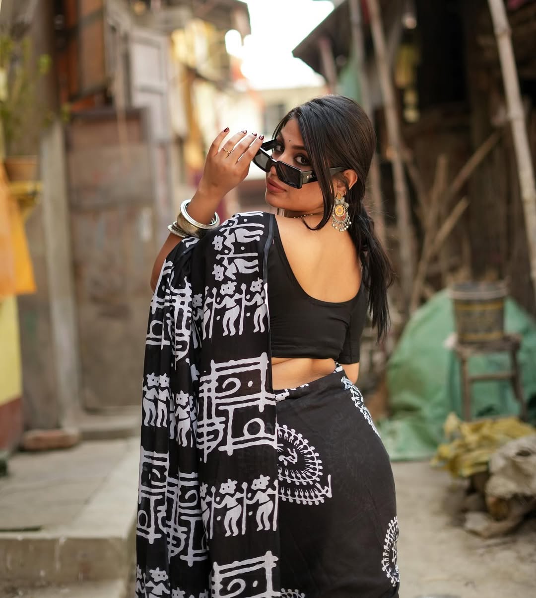 New One Minute Ready To Wear Black Pure Soft Linen Silk Saree With White Unstiched Blouse Piece