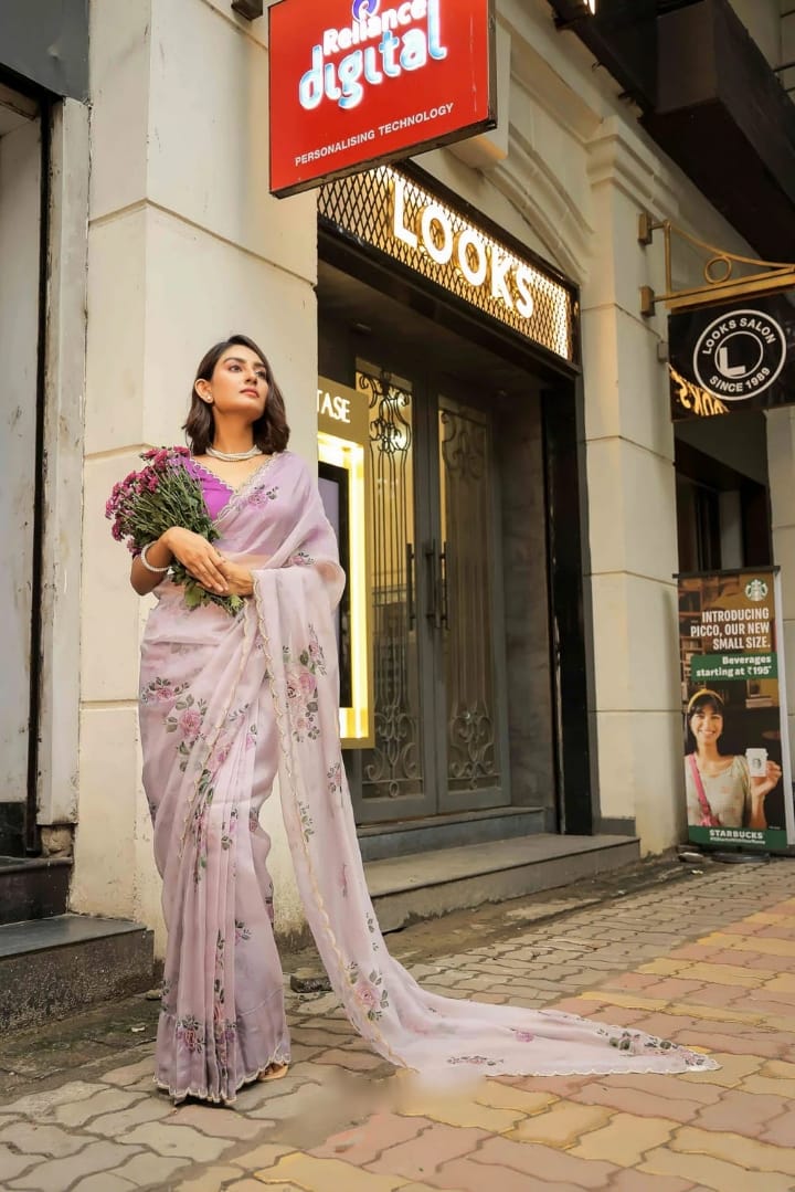 One Minute Ready To Wear Pure Soft Organza Silk Pastel Purple Saree With Moti and Val Work With Same Handworked Stiched Blouse
