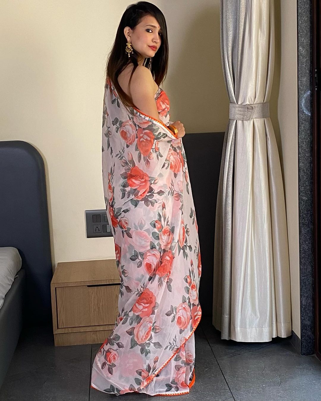 One Minute Ready To GardenBloom Pure Soft Georgette Silk Saree