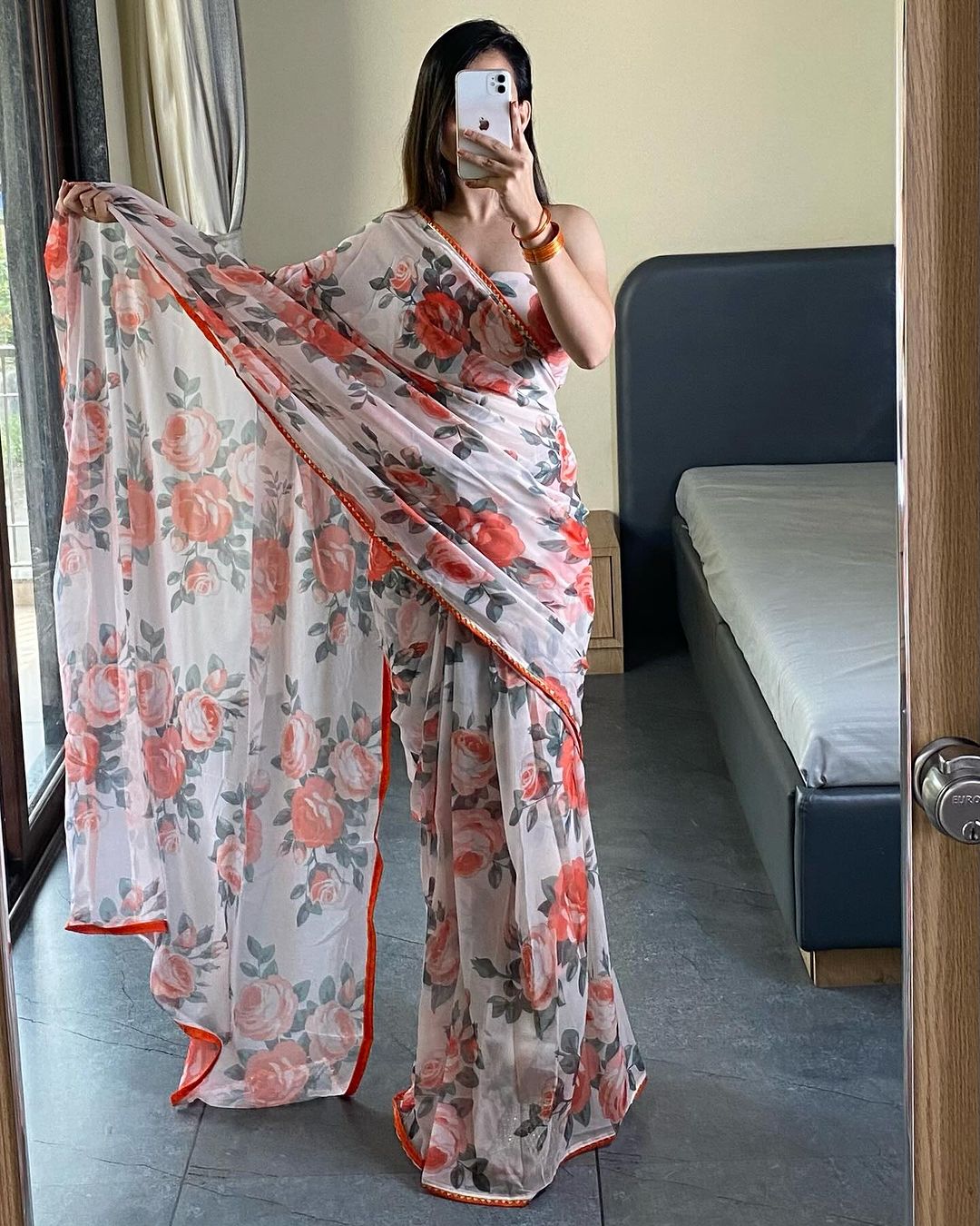 One Minute Ready To GardenBloom Pure Soft Georgette Silk Saree