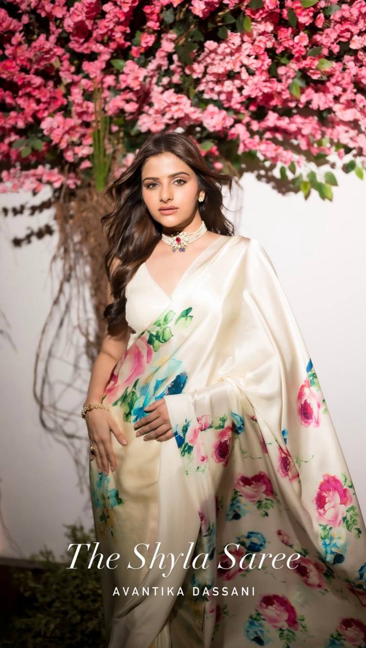 New Designer Shiny Flower Print Saree