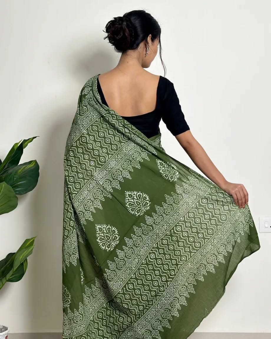 New One Minute Ready To Wear Pure Soft Mul Cotton Silk Olive Green Saree With Pocket