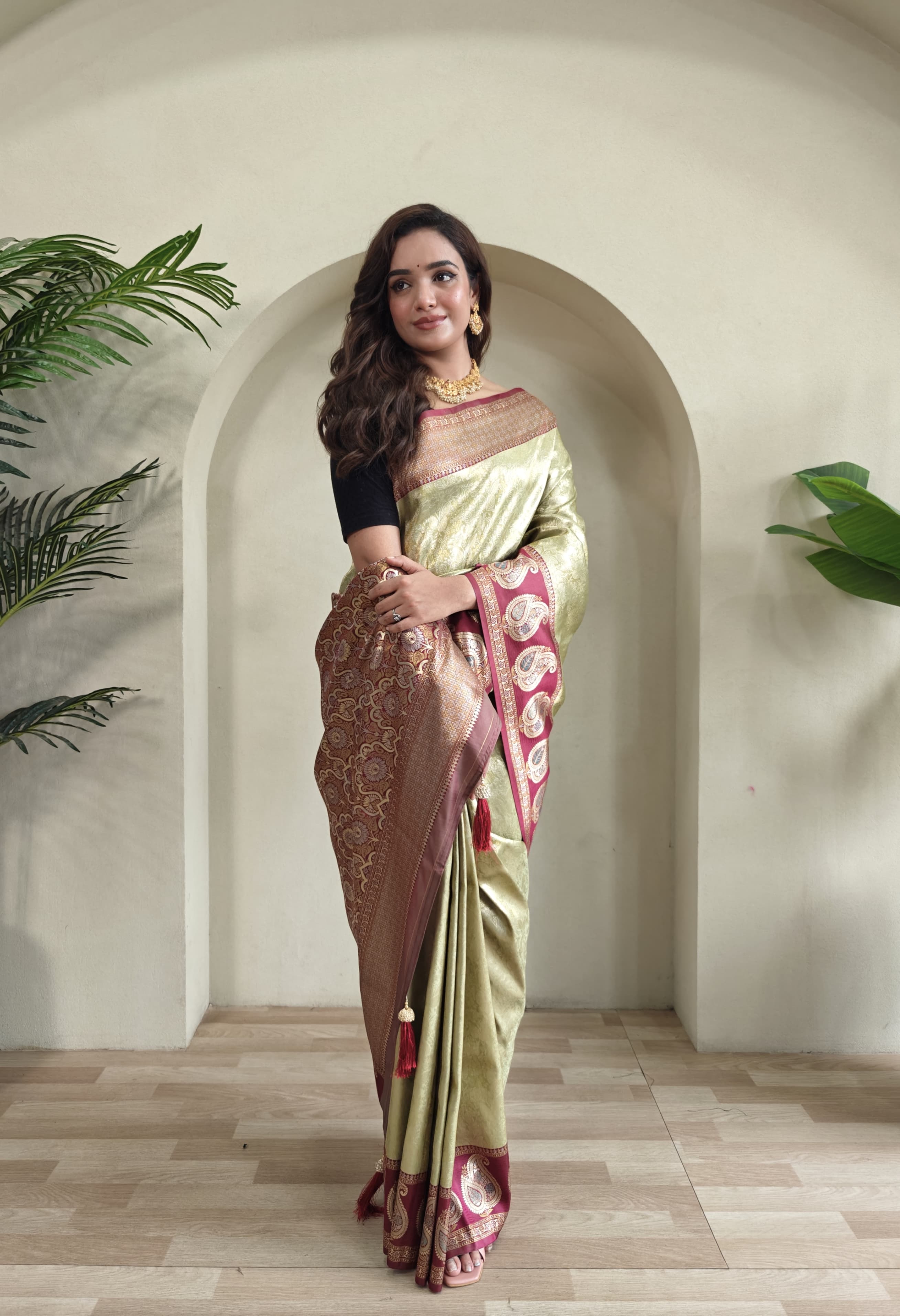 New Designer Zari Kanchi Silk Light Green Saree With Self Weaving Designer All Over Saree Along With Running Unstiched Blouse Piece