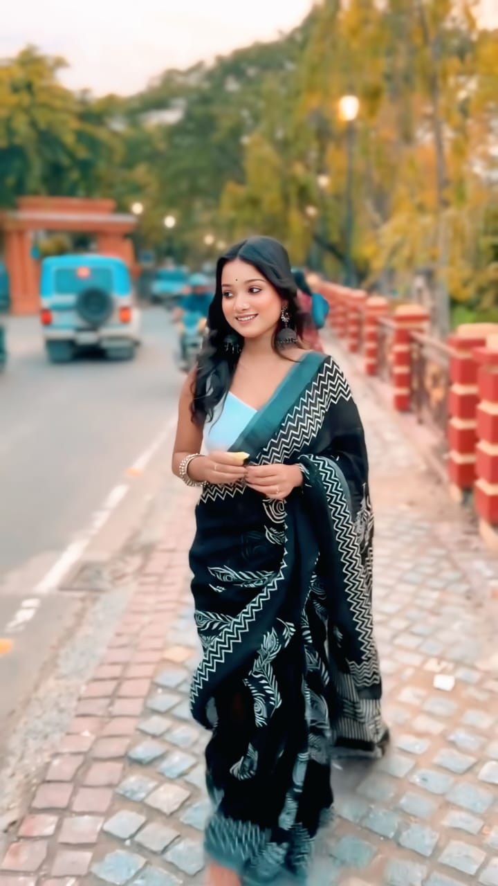 New One Minute Ready To Wear  Pure Soft Linen Silk Digital Printed Black Saree With Same Model Unstiched Blouse