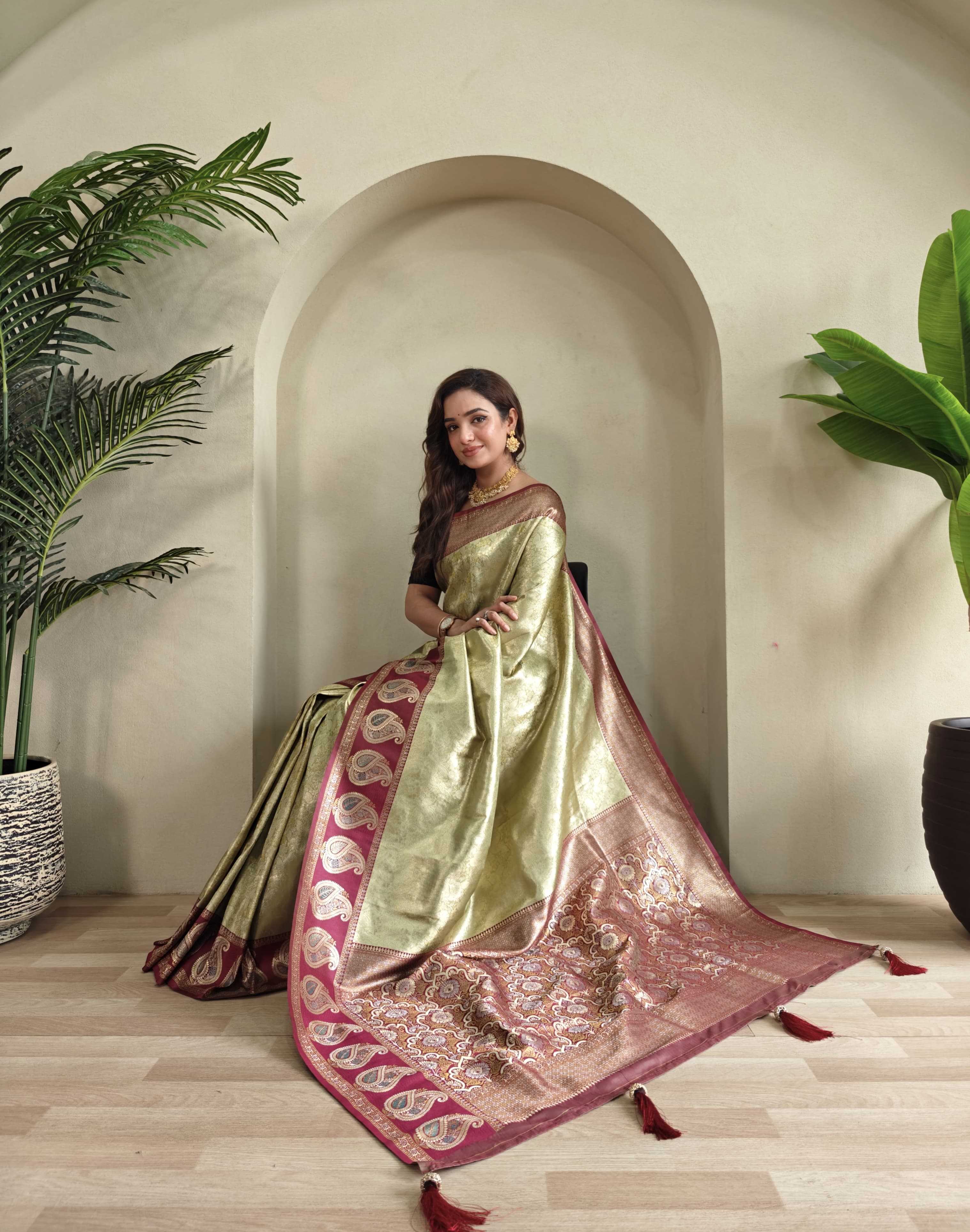 New Designer Zari Kanchi Silk Light Green Saree With Self Weaving Designer All Over Saree Along With Running Unstiched Blouse Piece