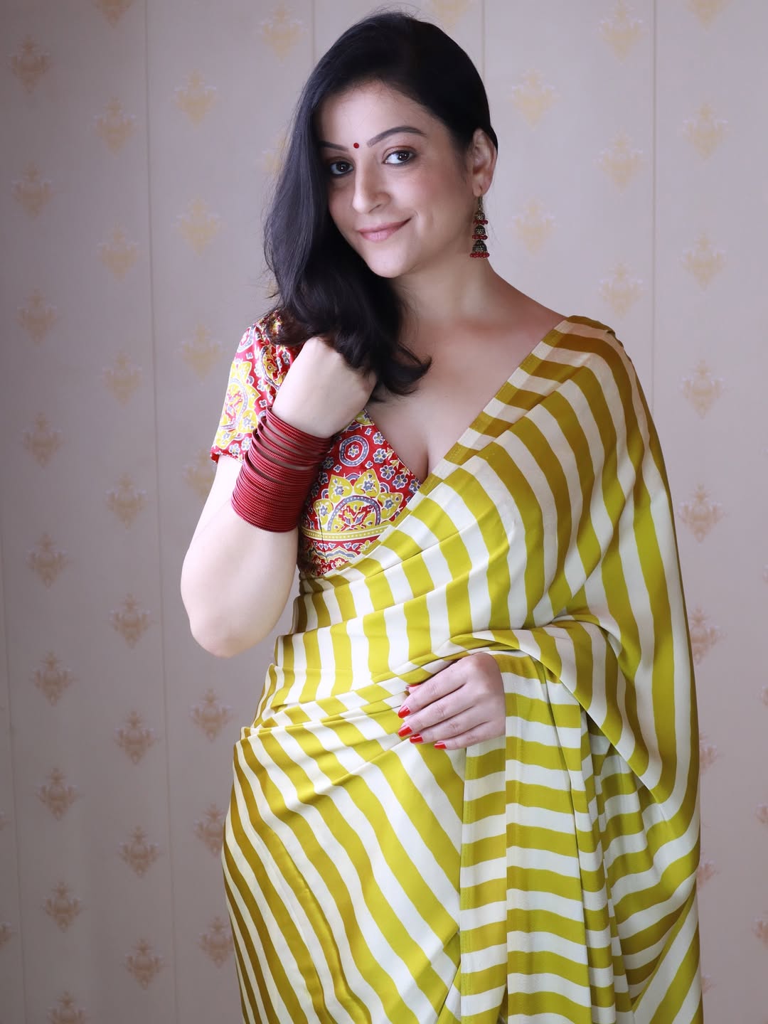 New One Minute Ready To Wear Digital Printed Crape Silk Yellow-White Saree