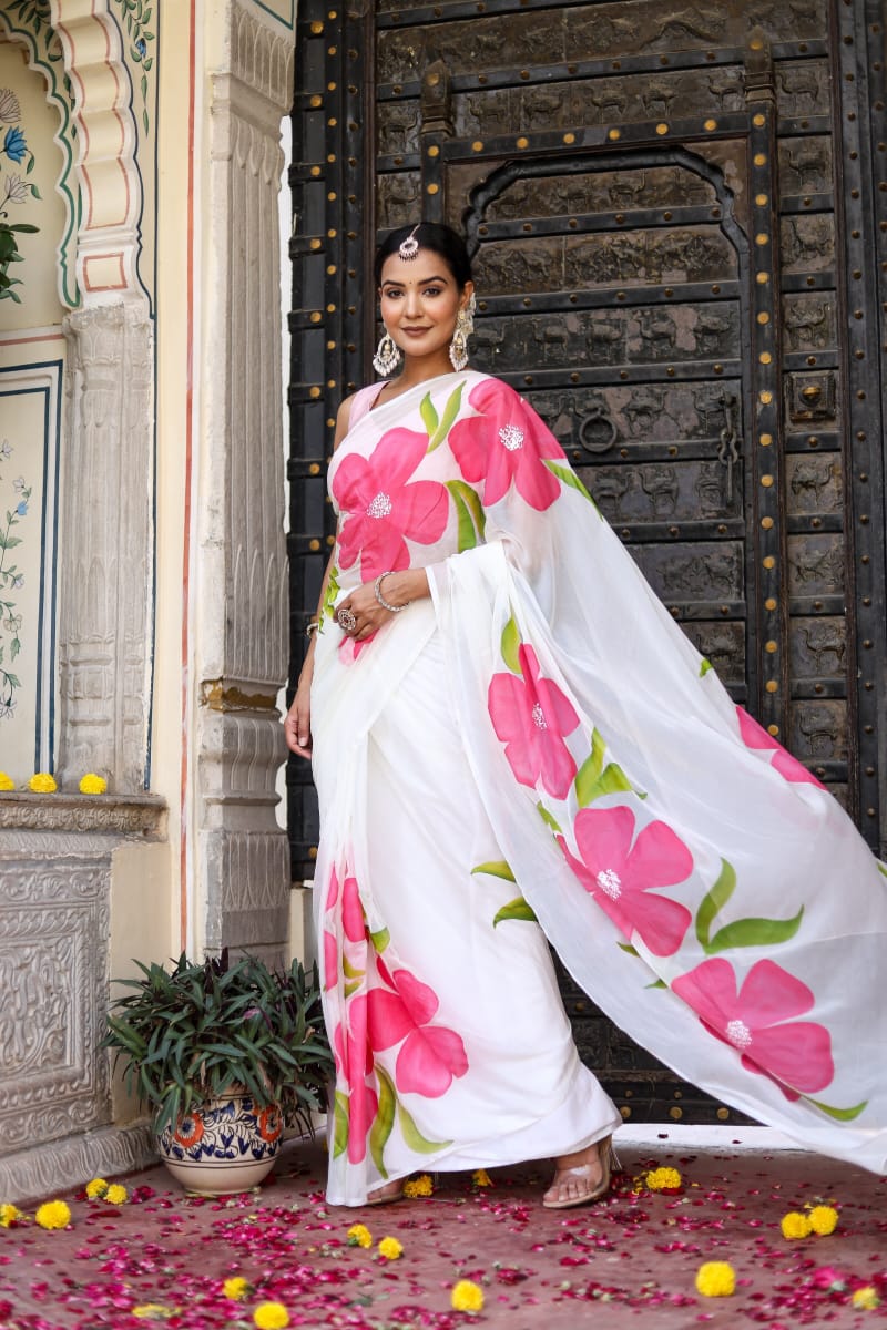 New One Minute Ready To Wear  Pure Soft Georgette Silk Pink Flower Design White Saree Along With Same Colour Unstiched Blouse Piece