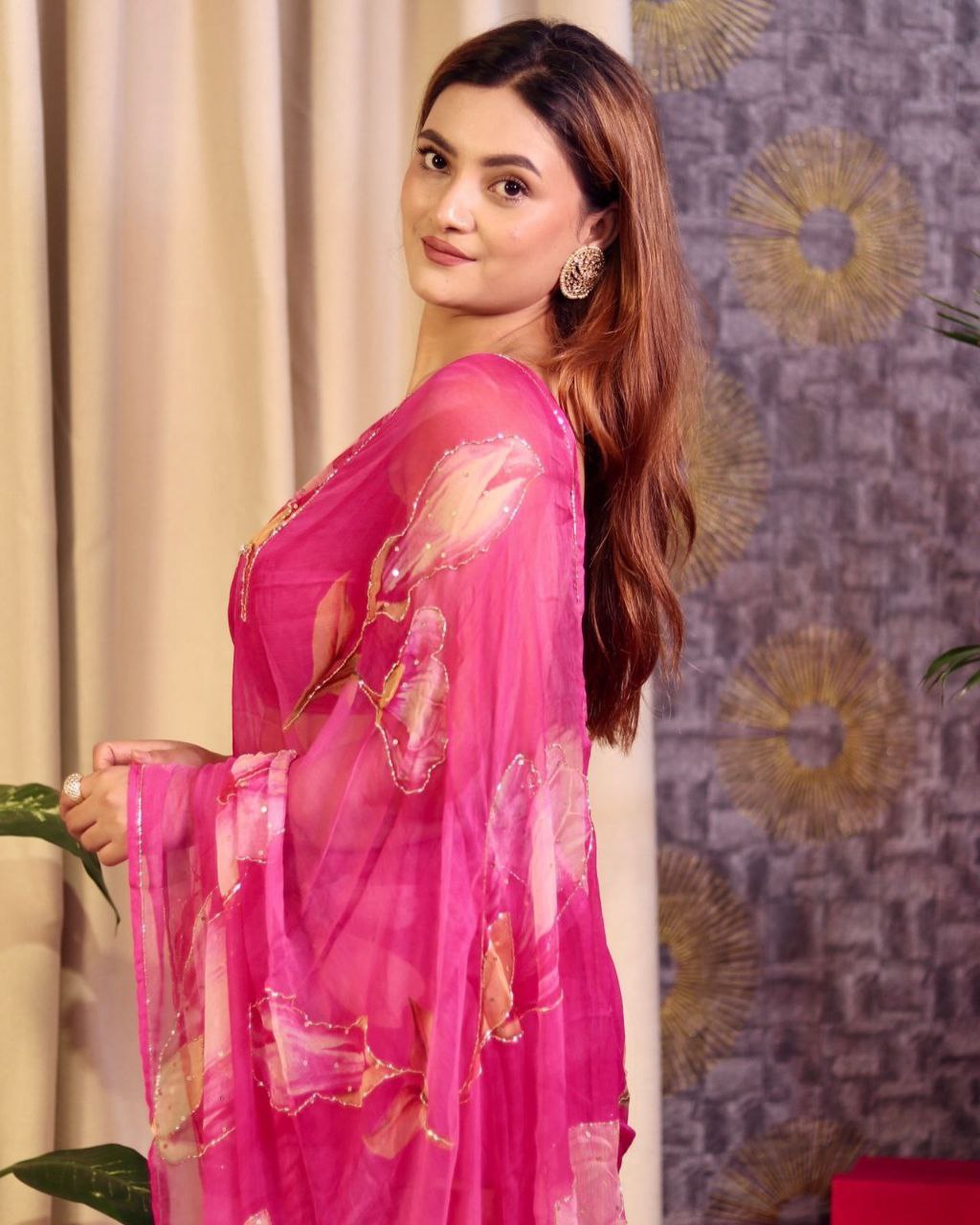 New Designer Floral Printed Tebby Organza Pink Saree