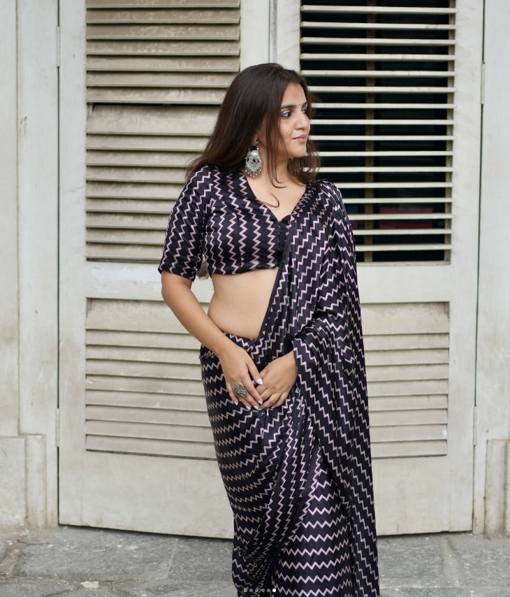 New Designer Original Japan Satin ZigZag Digital Printed Black Saree With Digital Printed Unstiched Blouse Piece