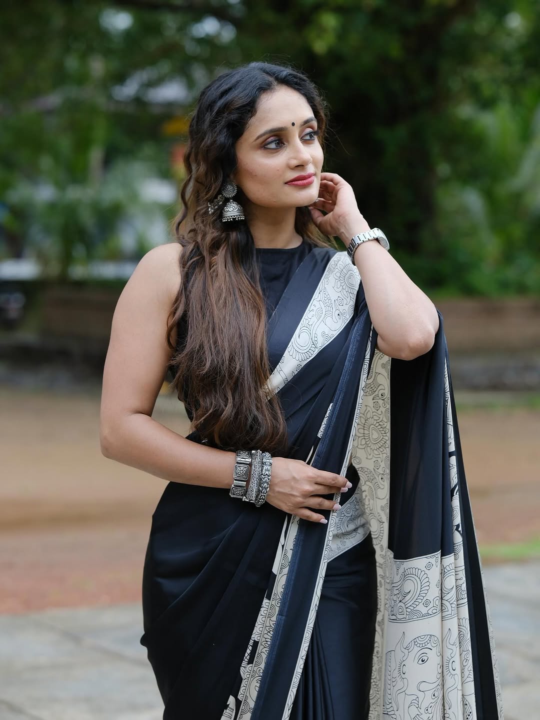 New One Minute Ready To Wear Elephant Digital Printed Crape Silk Cream-Black Saree