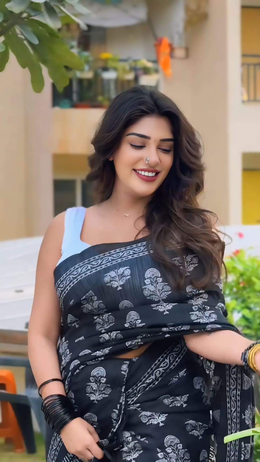 New One Minute Ready To Wear Pure Soft Linen Silk Black Saree With Same Model Unstiched Blouse