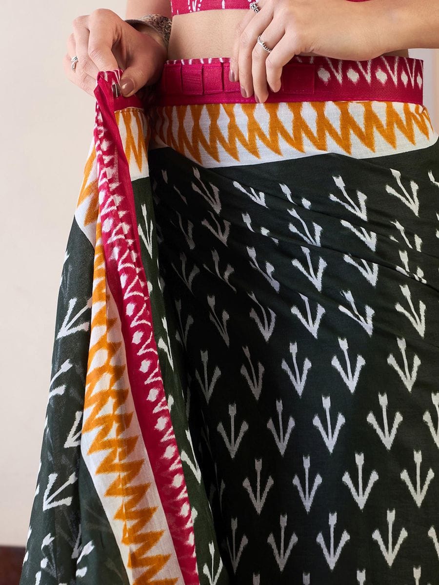 New One Minute Ready To Wear Flower Designed Pure Soft Mul Cotton Silk Black - Red Saree With  Pocket Along With Running Unstiched Blouse Piece