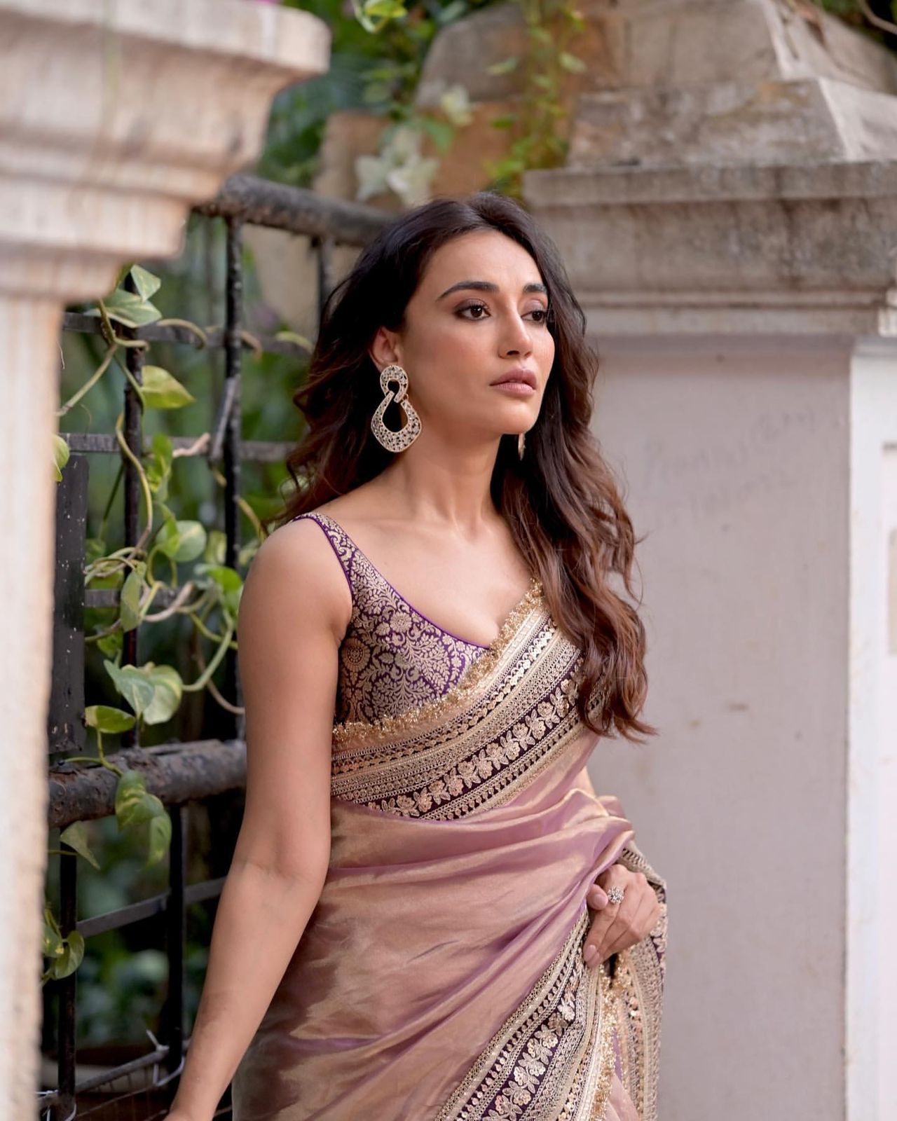 New Designer Soft Twil Net Saree With Sequence And Dori Embroidery Work With Jacquard Figure Print Silk Unstiched Blouse Piece