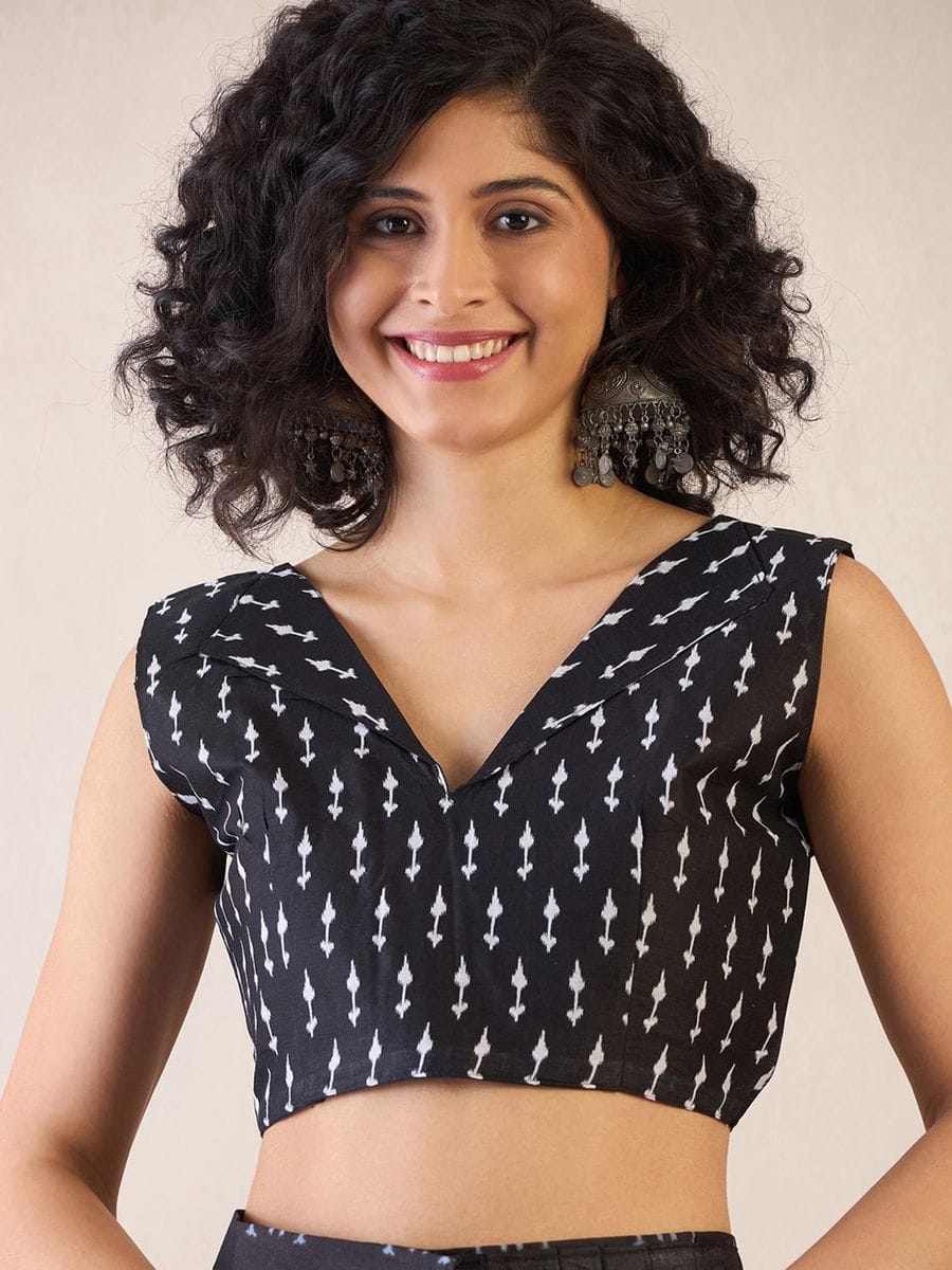 New One Minute Ready To Wear Flower Designed Pure Soft Mul Cotton Silk Pink Saree With  Pocket Along With Same Model  Unstiched Blouse Piece