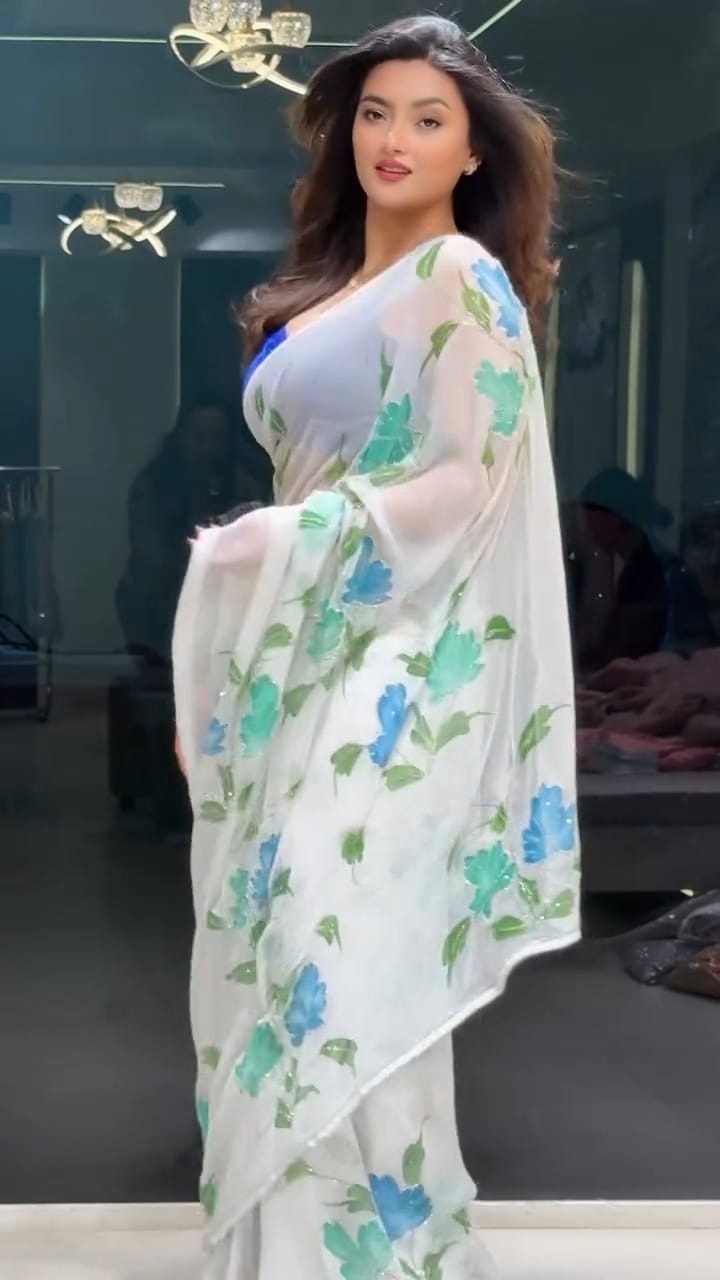 New One Minute Ready To Wear Pure Georgette Silk Saree With Beautiful Cutdana And Moti Handwork With Stiched Blouse