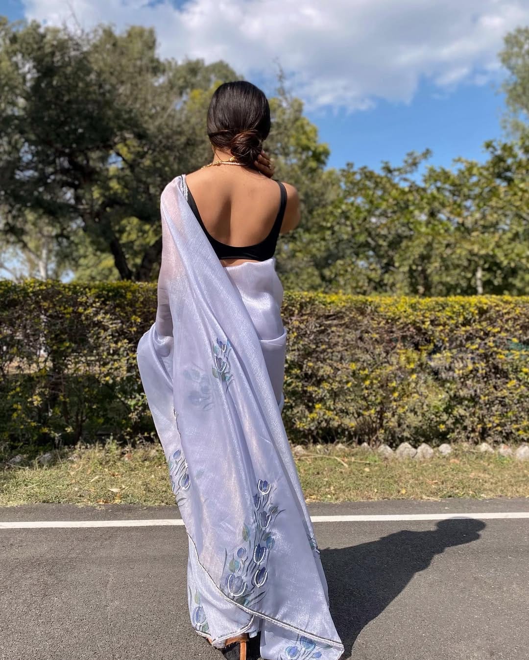 New One Minute Ready To Wear  Pure Soft Organza Silk Lavender Saree With Beautiful Moti and Cutdana Handwork With Same Model Unstiched Blouse Piece