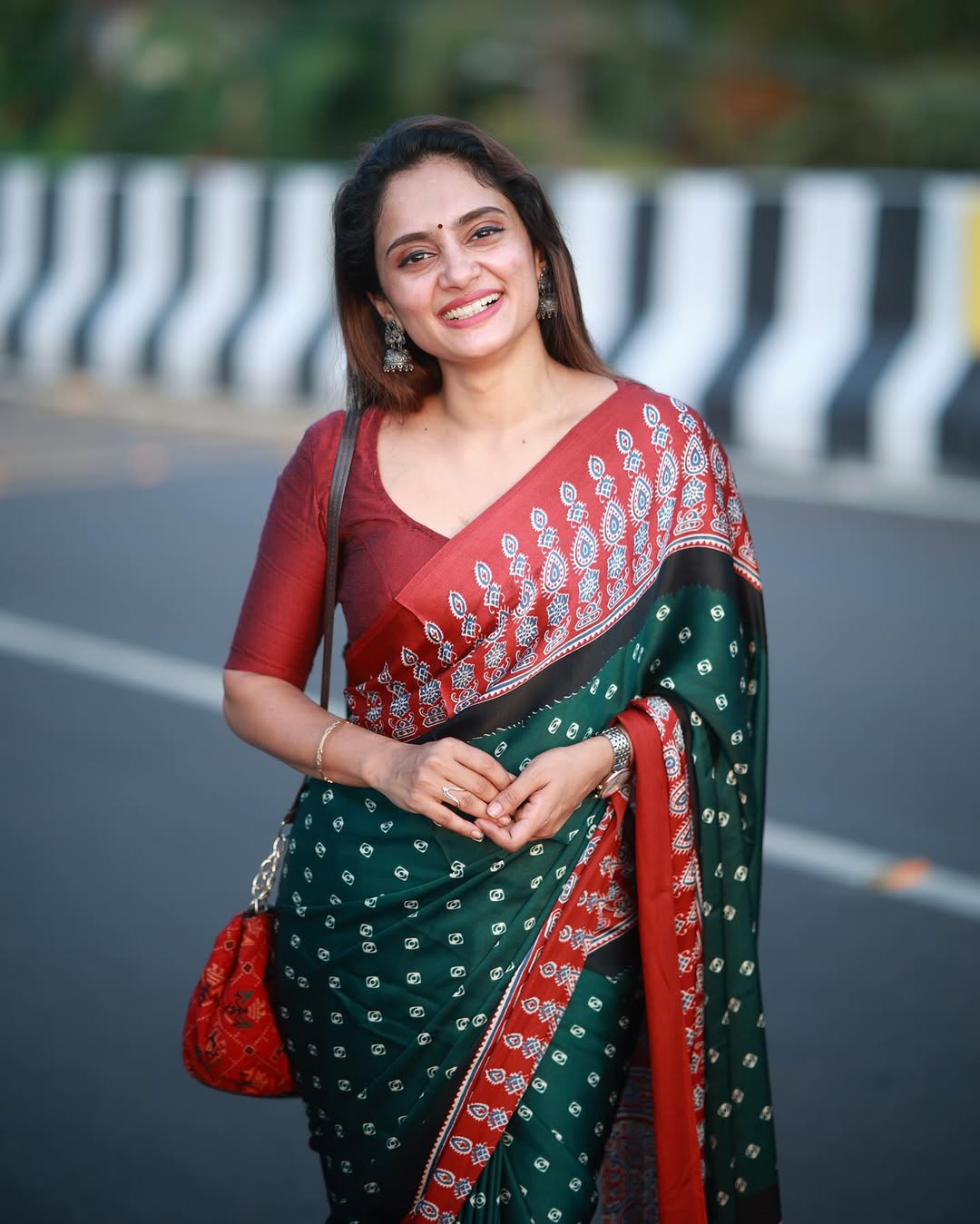 New One Minute Ready To Wear Digital Printed Crape Silk Green-Red Saree