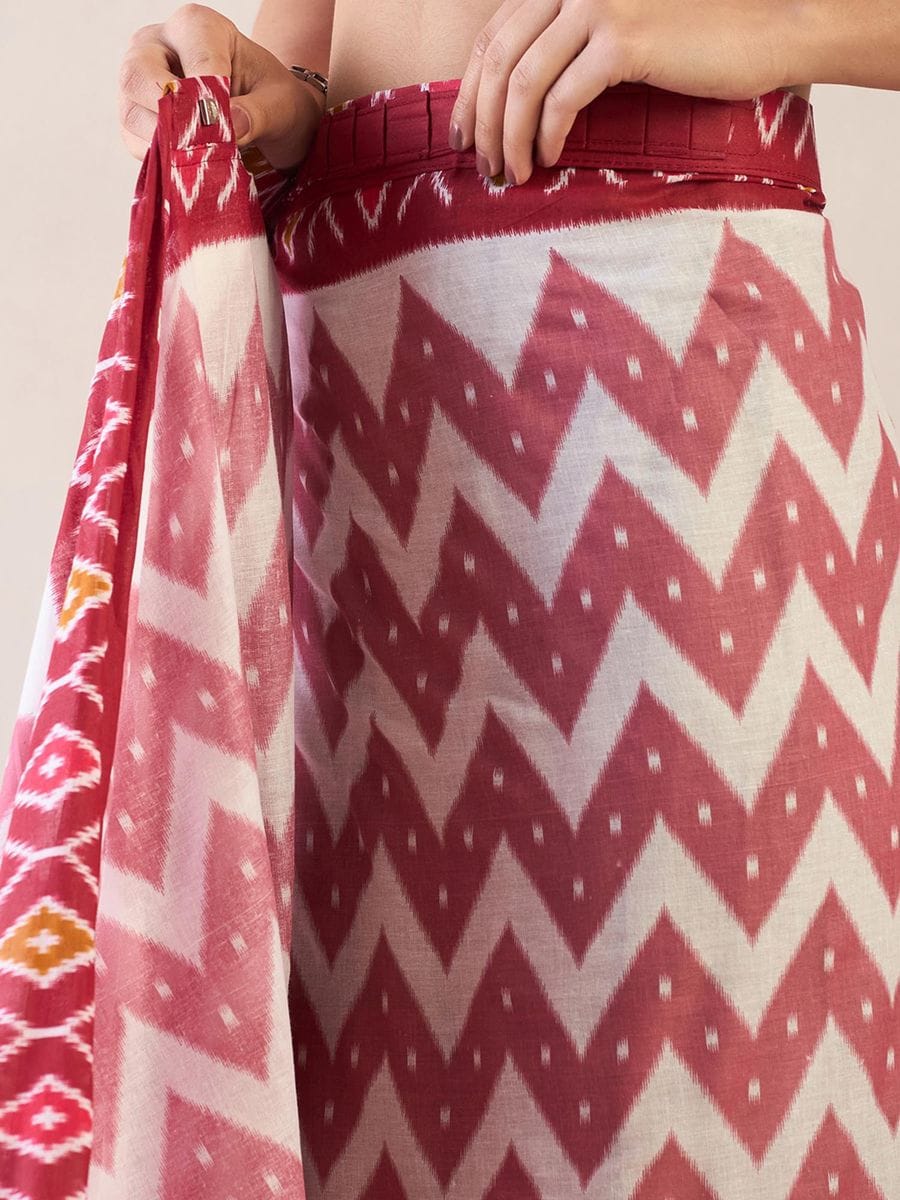 New One Minute Ready To Wear  Pure Soft Mul Cotton Silk zigzag Design Maroon-White Saree With Pocket Along With Same Model Digital printed Unstiched Blouse Piece