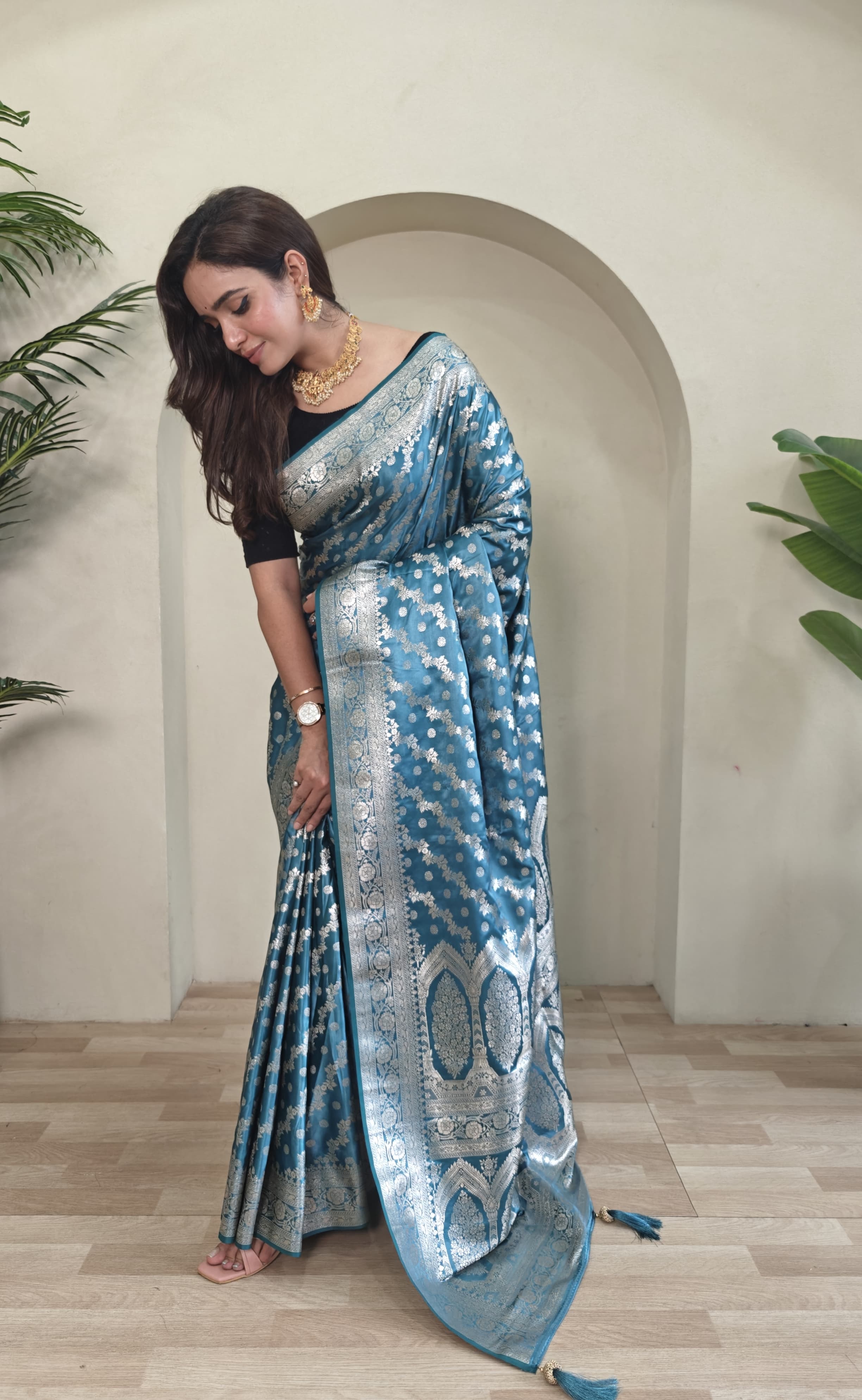 New Designer Leheriya Mushro Satin Silk Zari Weaved Light Blue Saree With Beautiful Tassels Along With Running Unstiched Blouse Piece