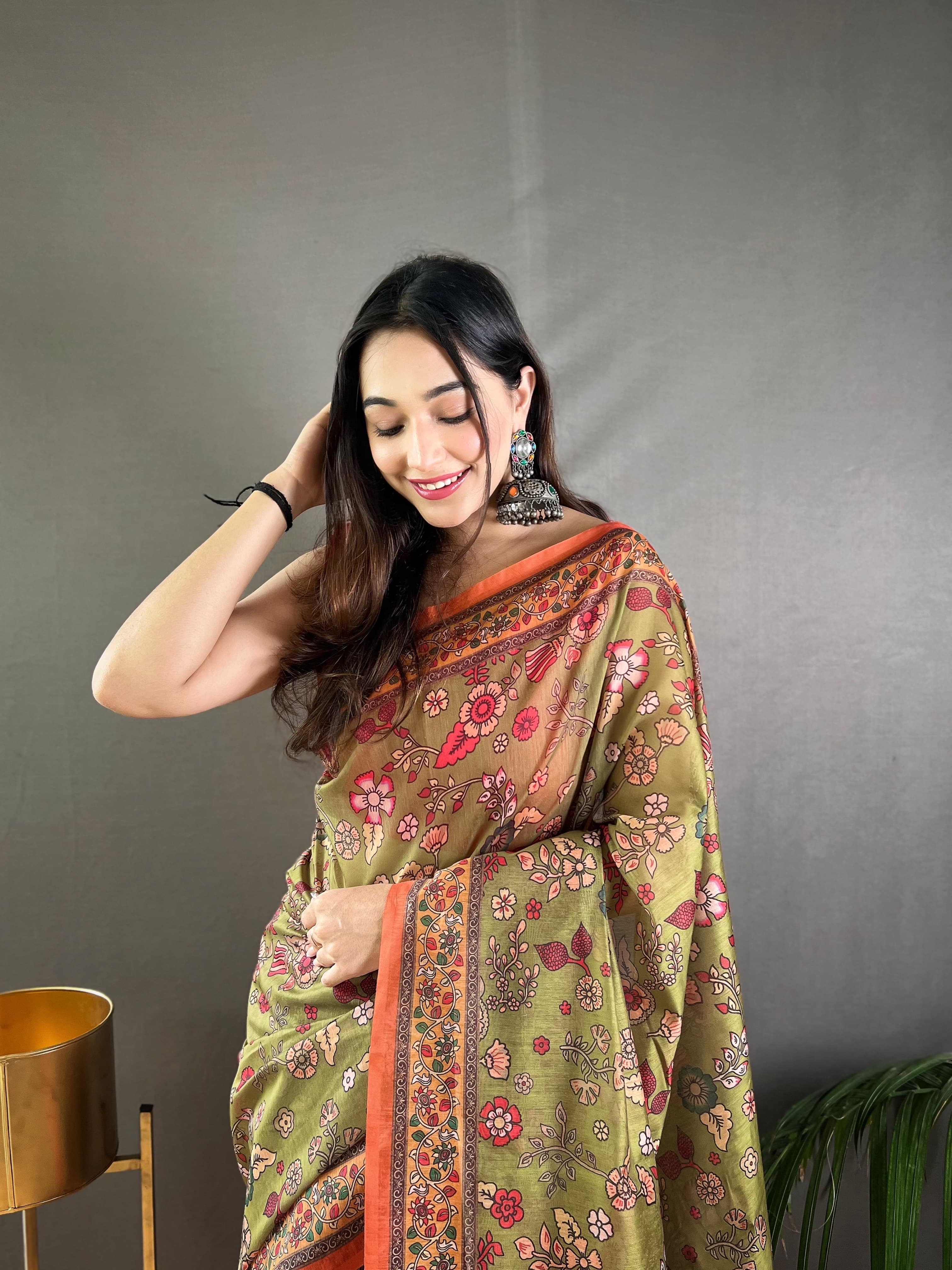 New Designer Pure Malai Cotton Saree With Beautiful Kalamkari Prints Along With Contras Big Pallu With Tussels - Light Kombu Green