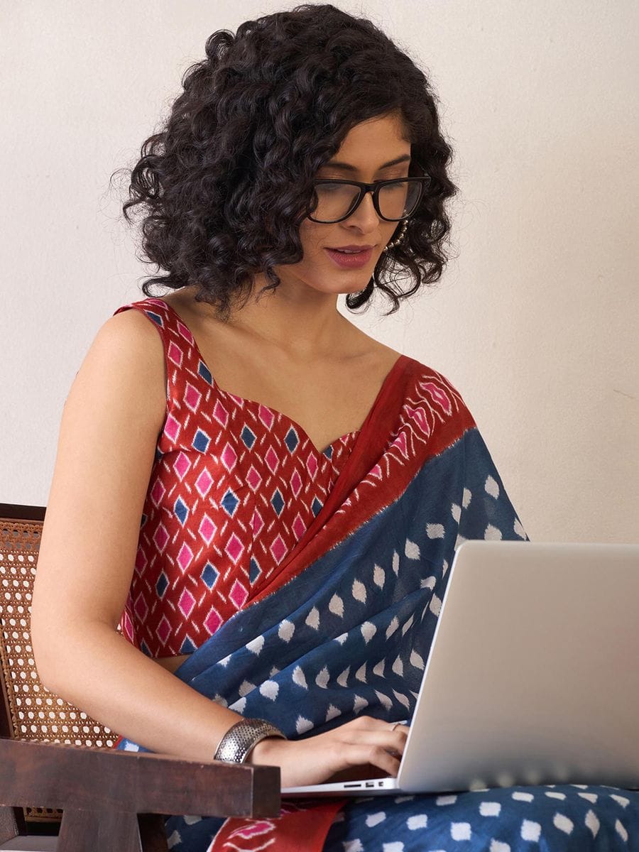 New One Minute Ready To Wear Flower Designed Pure Soft Mul Cotton Silk Greyish Blue Saree With  Pocket Along With Same Model  Unstiched Blouse Piece