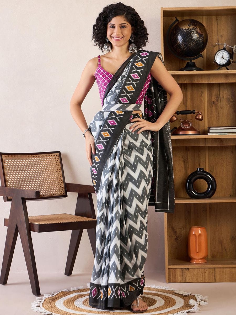 New One Minute Ready To Wear  Pure Soft Mul Cotton Silk zigzag Design Grey-White Saree With Pocket Along With Same Model Digital printed Unstiched Blouse Piece