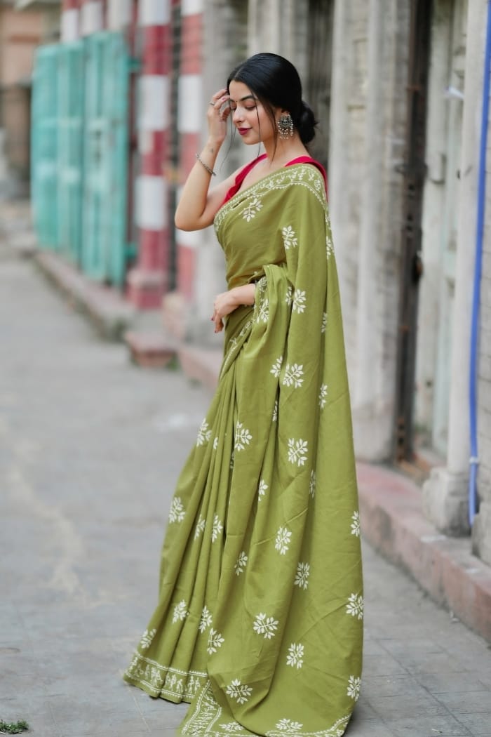 New One Minute Ready To Wear  Pure Soft Mul Cotton Silk Parrot Green Saree With  Pocket Along With Running Unstiched Blouse Piece