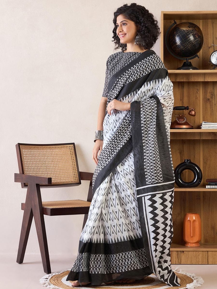 New One Minute Ready To Wear  Pure Soft Mul Cotton Silk zigzag Design Black Saree With Pocket Along With Same Model Digital printed Unstiched Blouse Piece