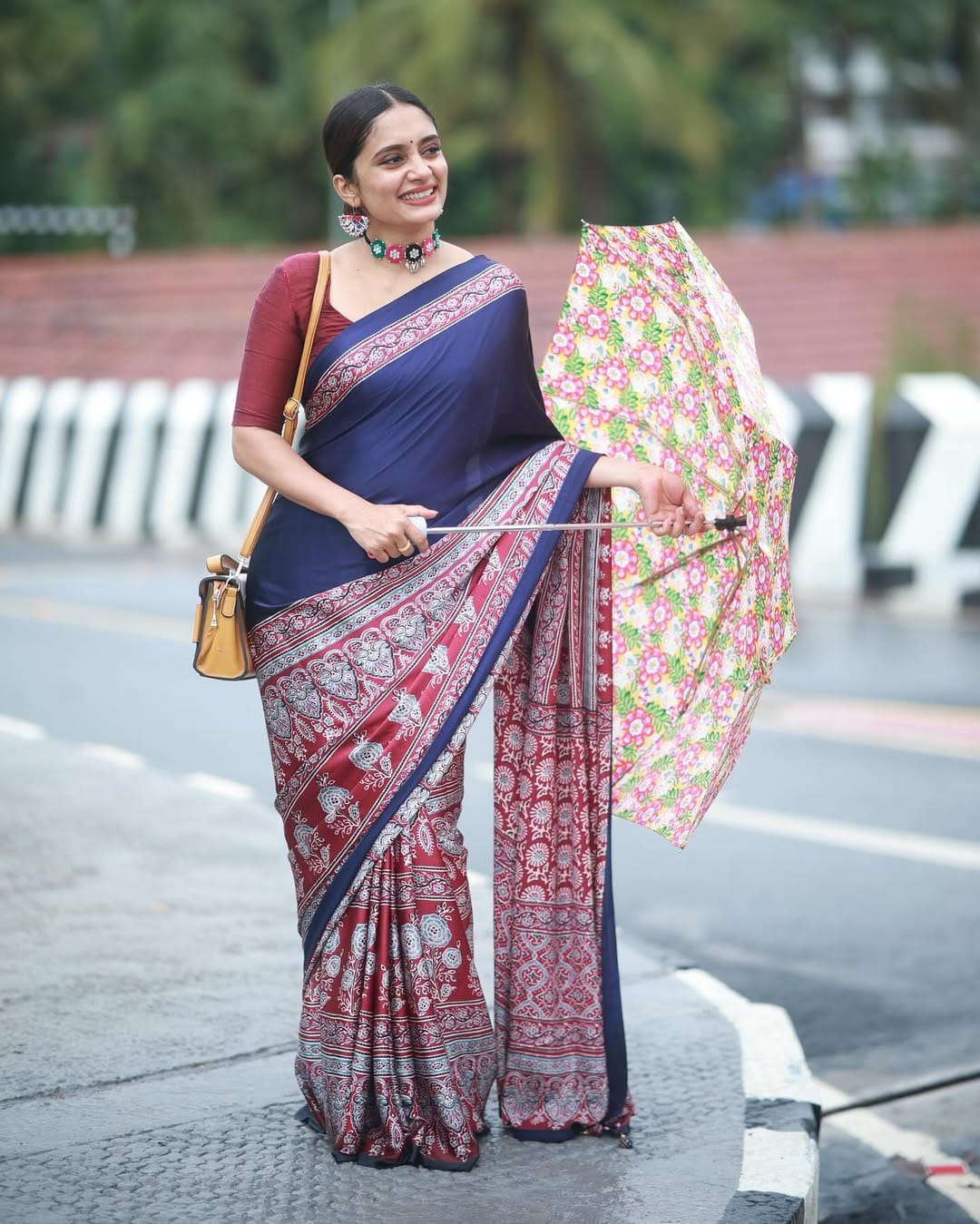 New One Minute Ready To Wear Flower Digital Printed Crape Silk Blue-Red Saree